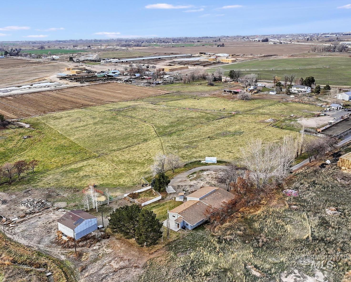 123 E 400 S, Jerome, Idaho 83338, 5 Bedrooms, 2 Bathrooms, Residential For Sale, Price $584,000,MLS 98991216