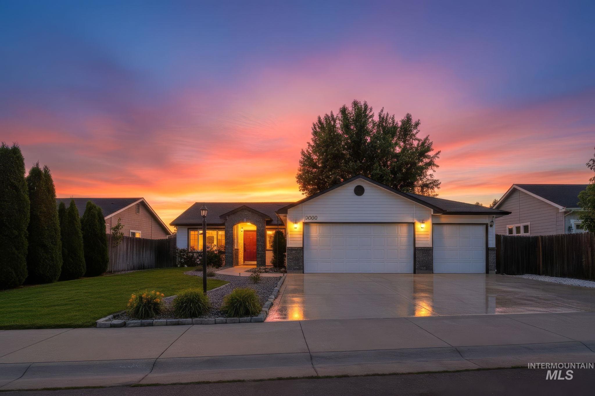 2000 E Kamay Drive, Meridian, Idaho 83646, 4 Bedrooms, 2 Bathrooms, Residential For Sale, Price $439,900,MLS 98991217