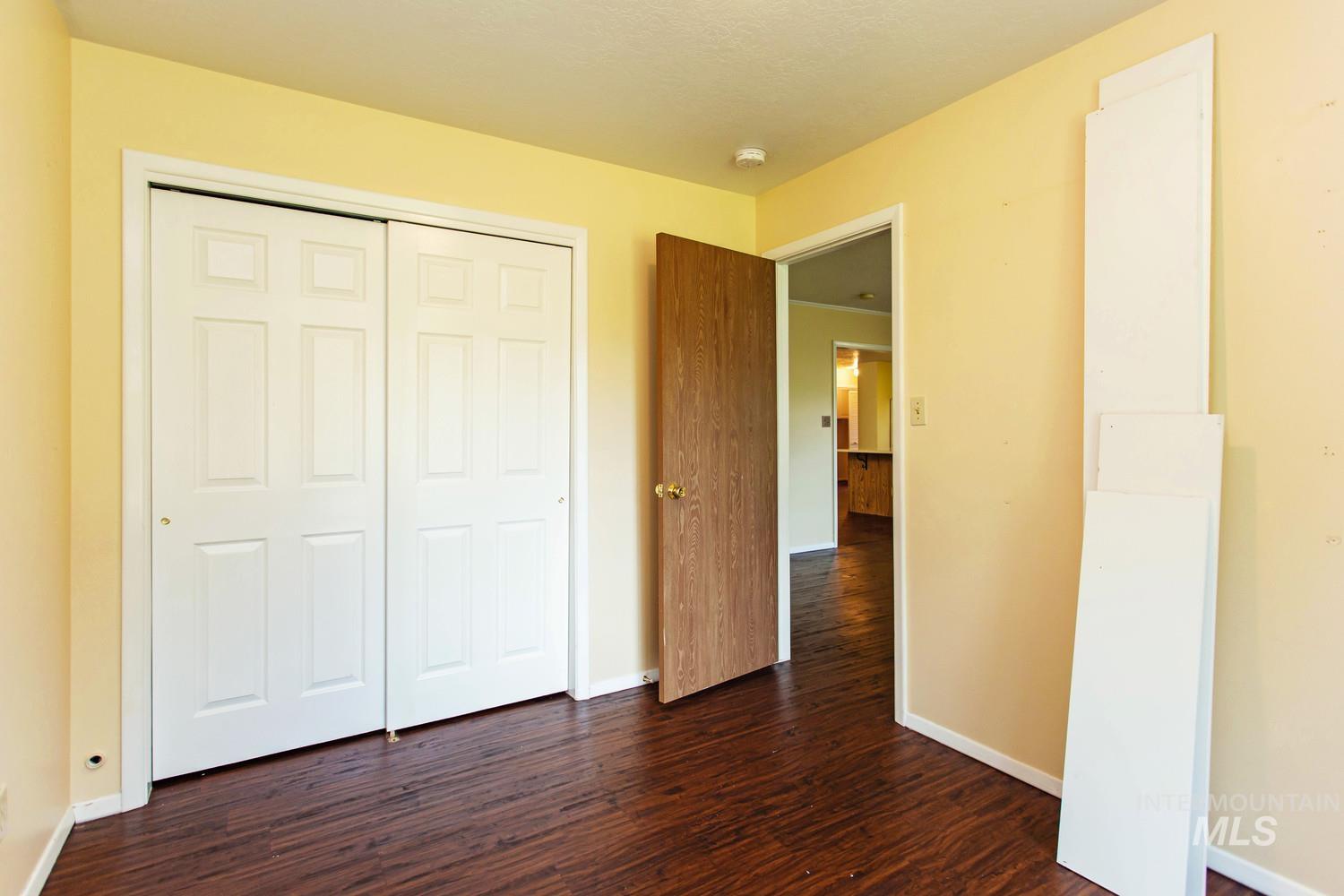 2572 Navajo Circle, Twin Falls, Idaho 83301, 4 Bedrooms, 3 Bathrooms, Residential For Sale, Price $450,000,MLS 98991218