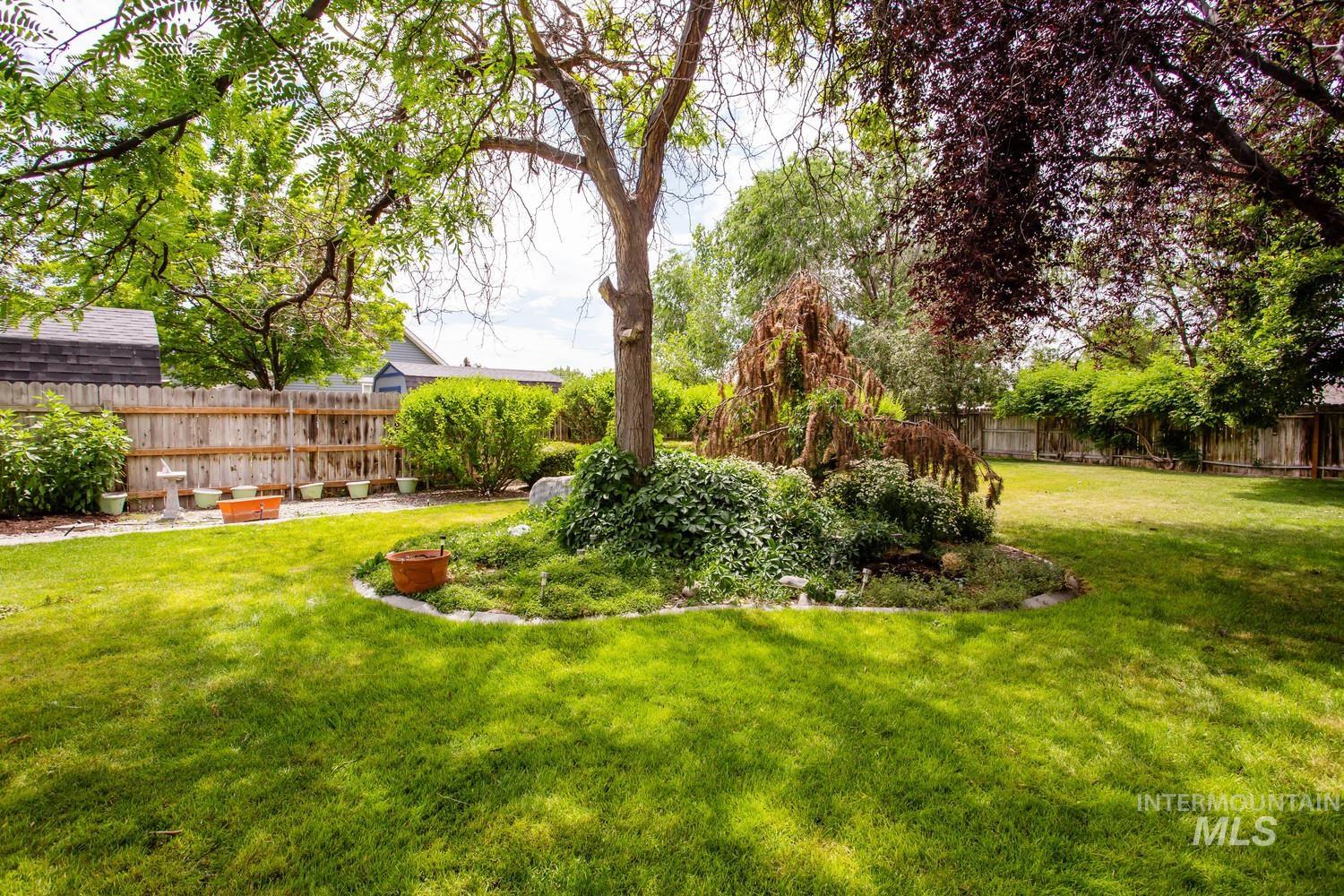 2572 Navajo Circle, Twin Falls, Idaho 83301, 4 Bedrooms, 3 Bathrooms, Residential For Sale, Price $450,000,MLS 98991218