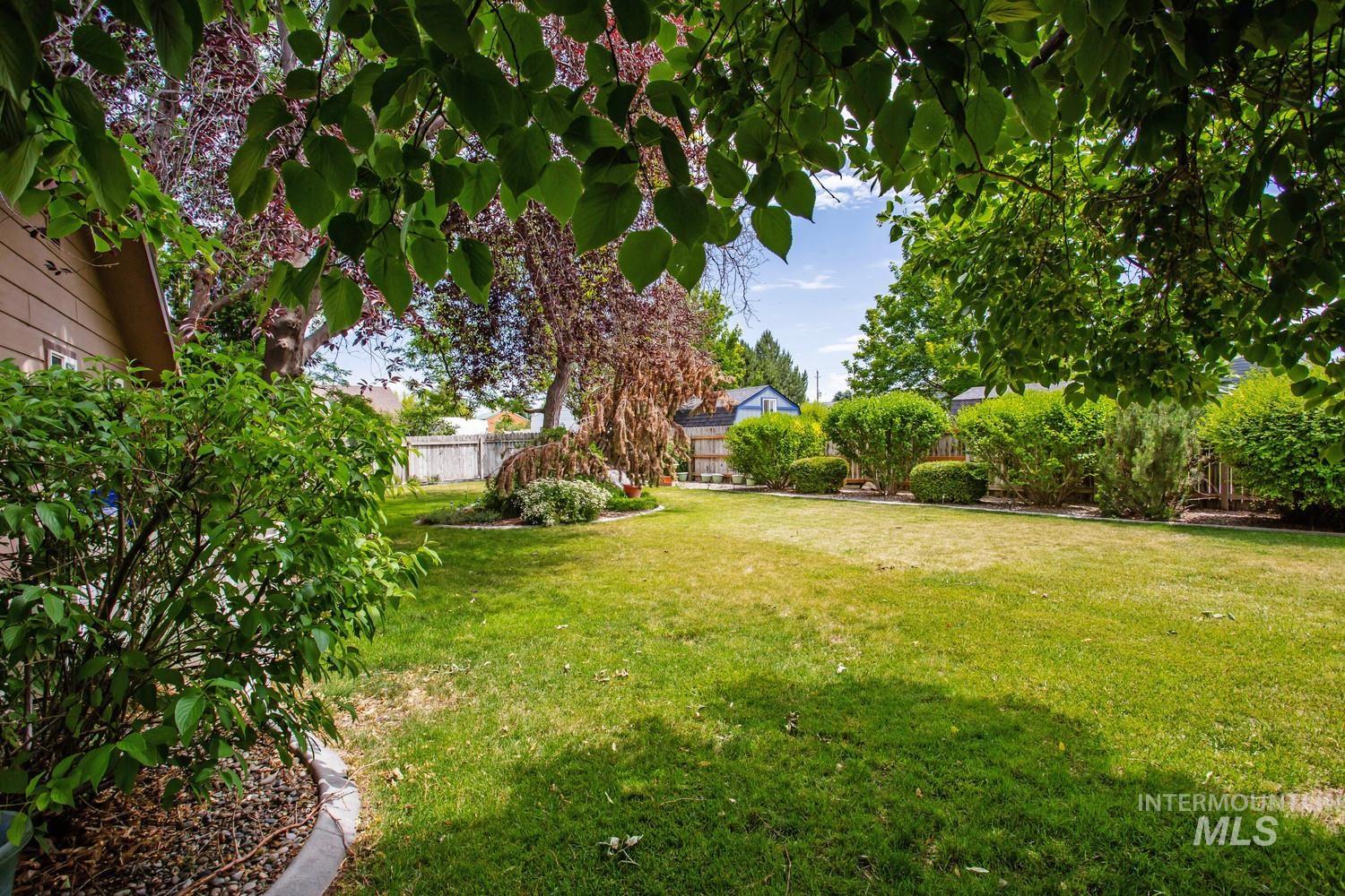 2572 Navajo Circle, Twin Falls, Idaho 83301, 4 Bedrooms, 3 Bathrooms, Residential For Sale, Price $450,000,MLS 98991218