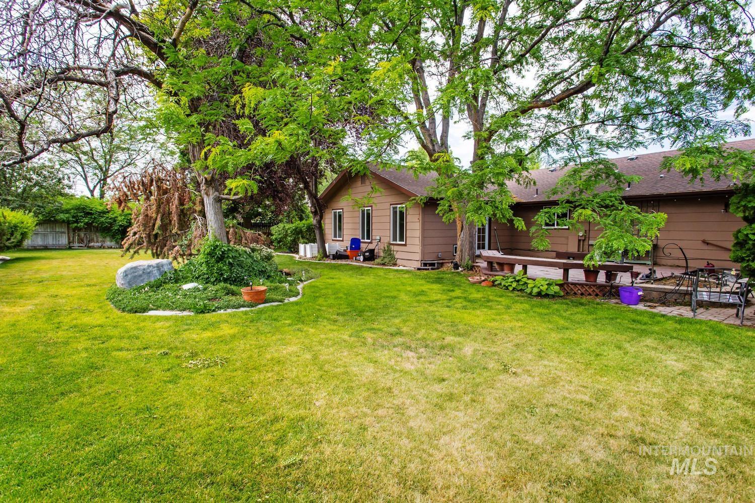 2572 Navajo Circle, Twin Falls, Idaho 83301, 4 Bedrooms, 3 Bathrooms, Residential For Sale, Price $450,000,MLS 98991218
