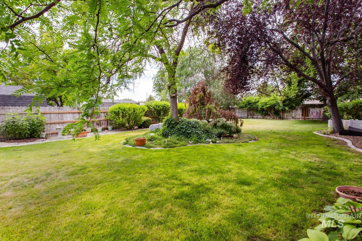 2572 Navajo Circle, Twin Falls, Idaho 83301, 4 Bedrooms, 3 Bathrooms, Residential For Sale, Price $450,000,MLS 98991218