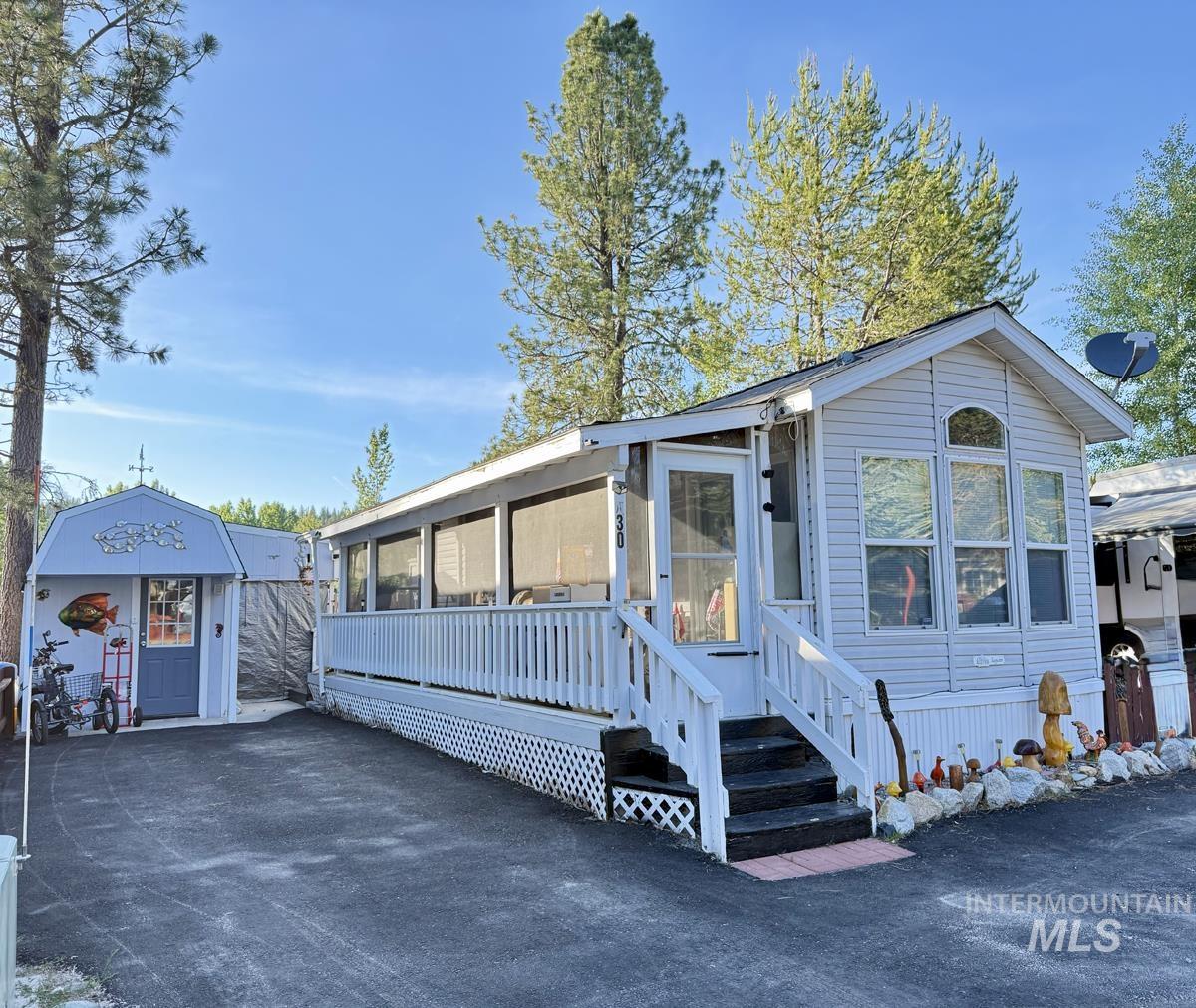 30 A Street, Cascade, Idaho 83611, 1 Bedroom, 1 Bathroom, Residential For Sale, Price $178,000, 98991220