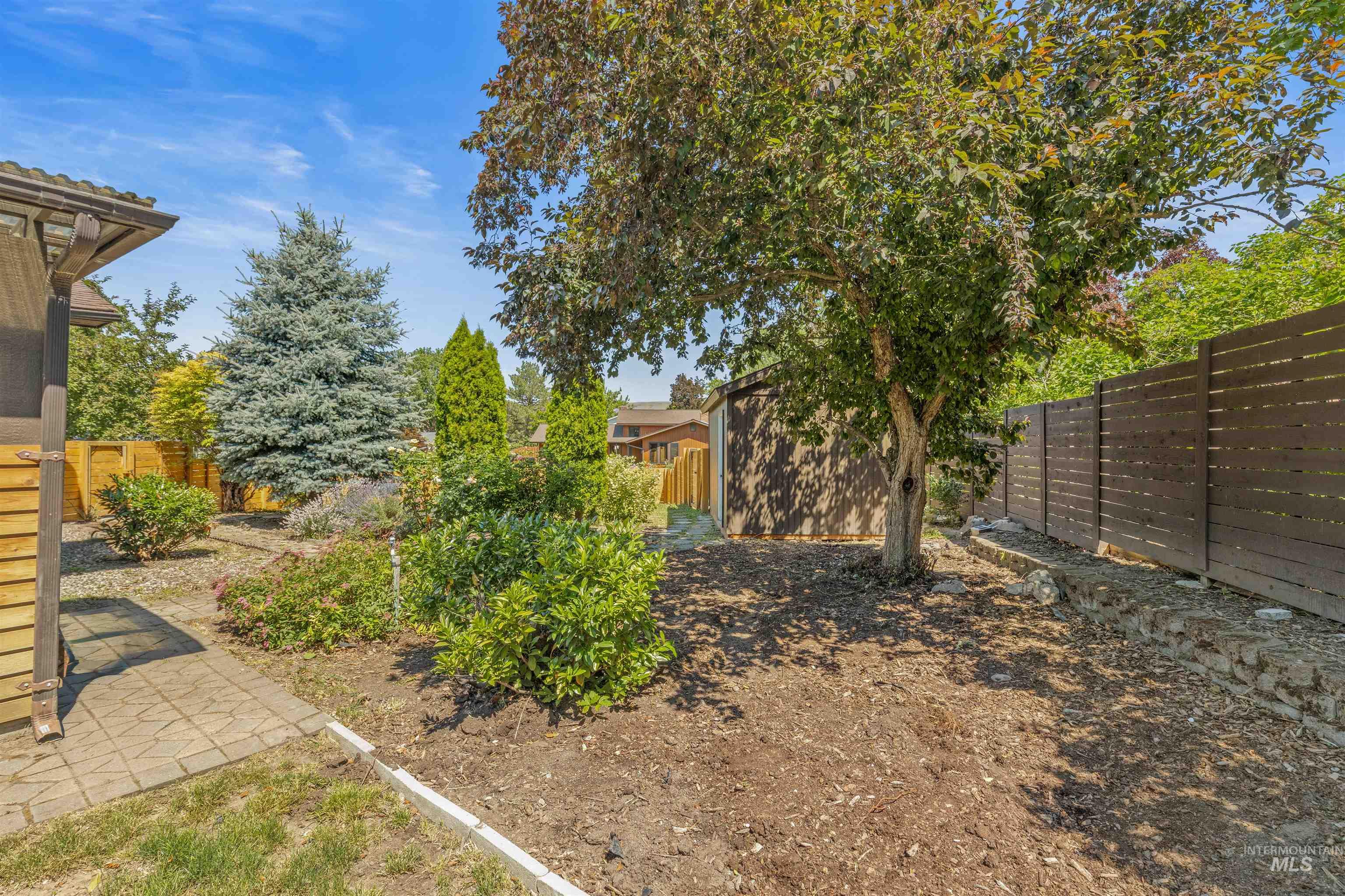 3435 Selway Dr, Lewiston, Idaho 83501, 3 Bedrooms, 2.5 Bathrooms, Residential For Sale, Price $545,000,MLS 98991221