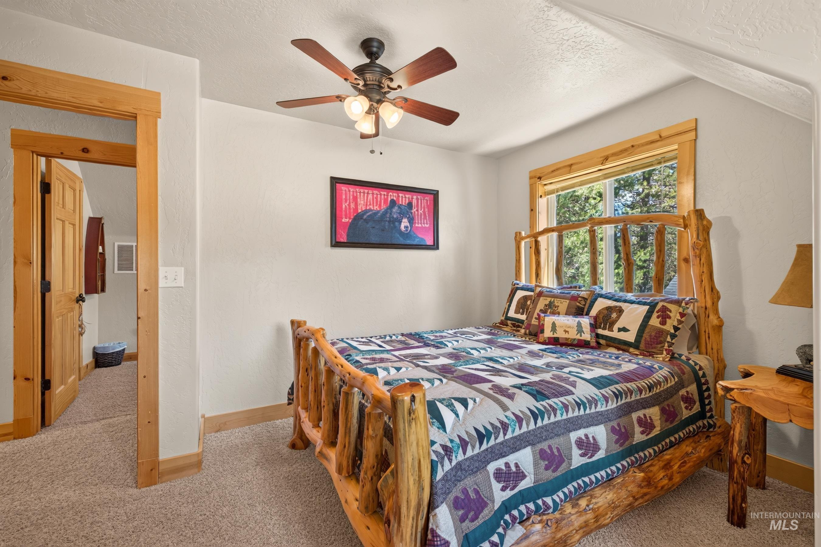 172 Lodgepole Lane, Donnelly, Idaho 83615, 3 Bedrooms, 2.5 Bathrooms, Residential For Sale, Price $1,100,000, 98991228