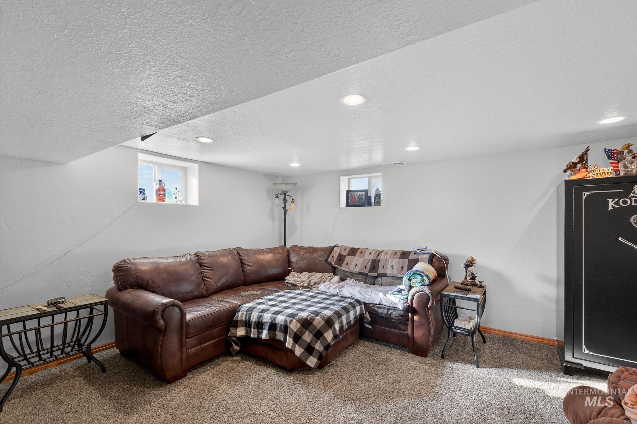 49 S 4th W, Preston, Idaho 82363, 3 Bedrooms, 1 Bathroom, Residential For Sale, Price $390,000,MLS 98991231