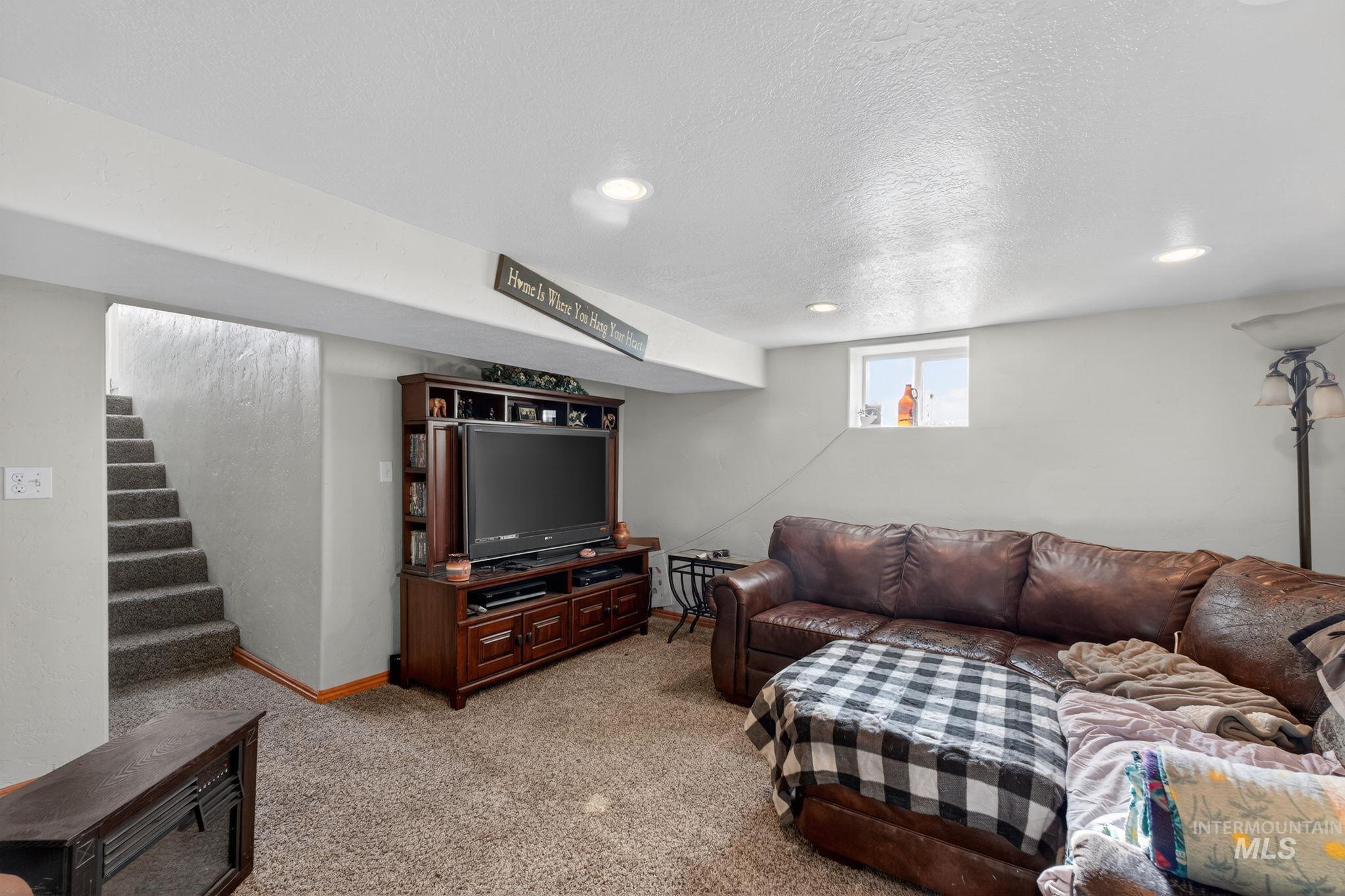 49 S 4th W, Preston, Idaho 82363, 3 Bedrooms, 1 Bathroom, Residential For Sale, Price $390,000,MLS 98991231