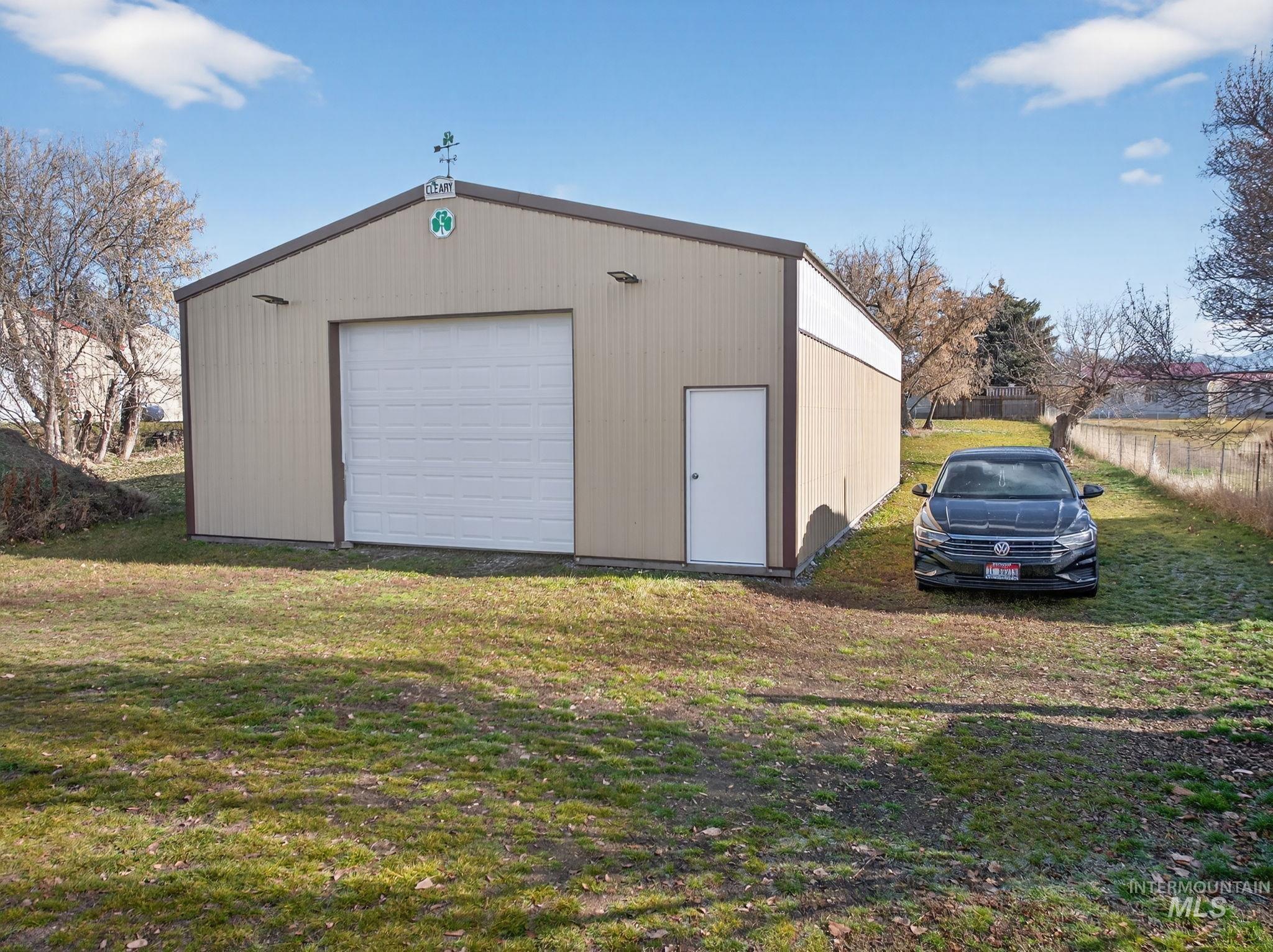 49 S 4th W, Preston, Idaho 82363, 3 Bedrooms, 1 Bathroom, Residential For Sale, Price $390,000,MLS 98991231