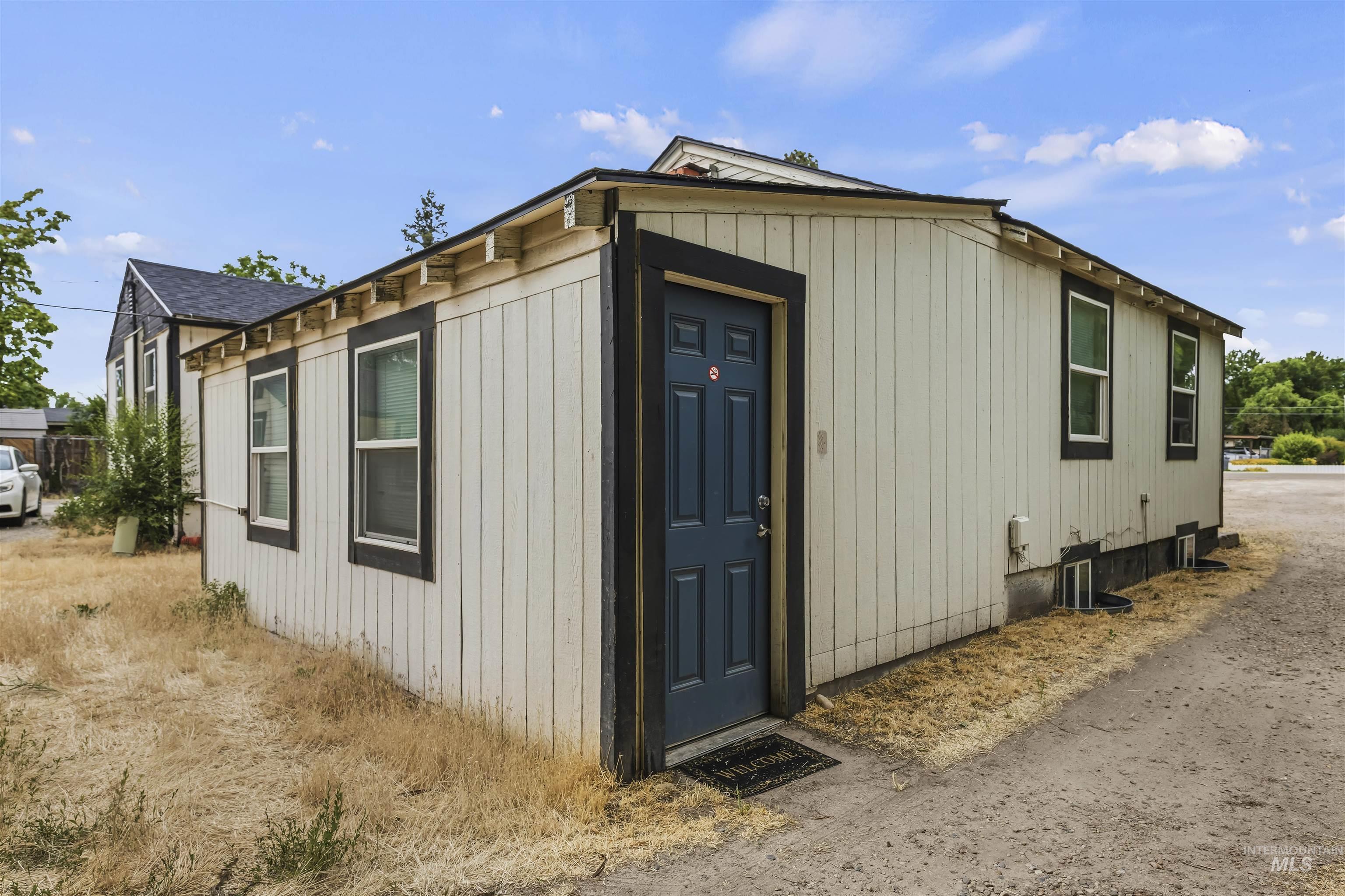 483 N 1st st, Nampa, Idaho 83651, 1 Bedroom, 1 Bathroom, Residential Income For Sale, Price $675,000,MLS 98991244