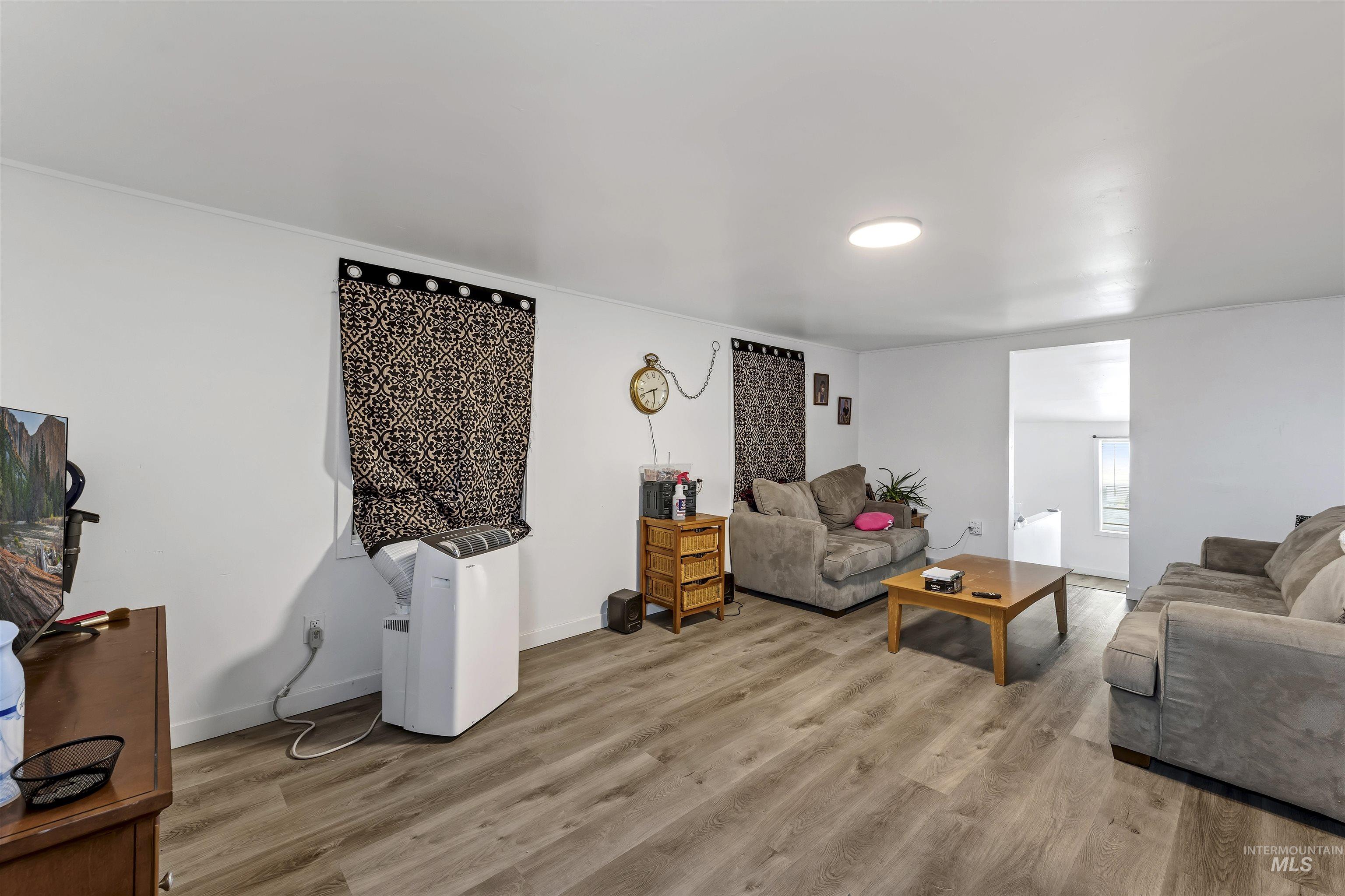 483 N 1st st, Nampa, Idaho 83651, 1 Bedroom, 1 Bathroom, Residential Income For Sale, Price $675,000,MLS 98991244