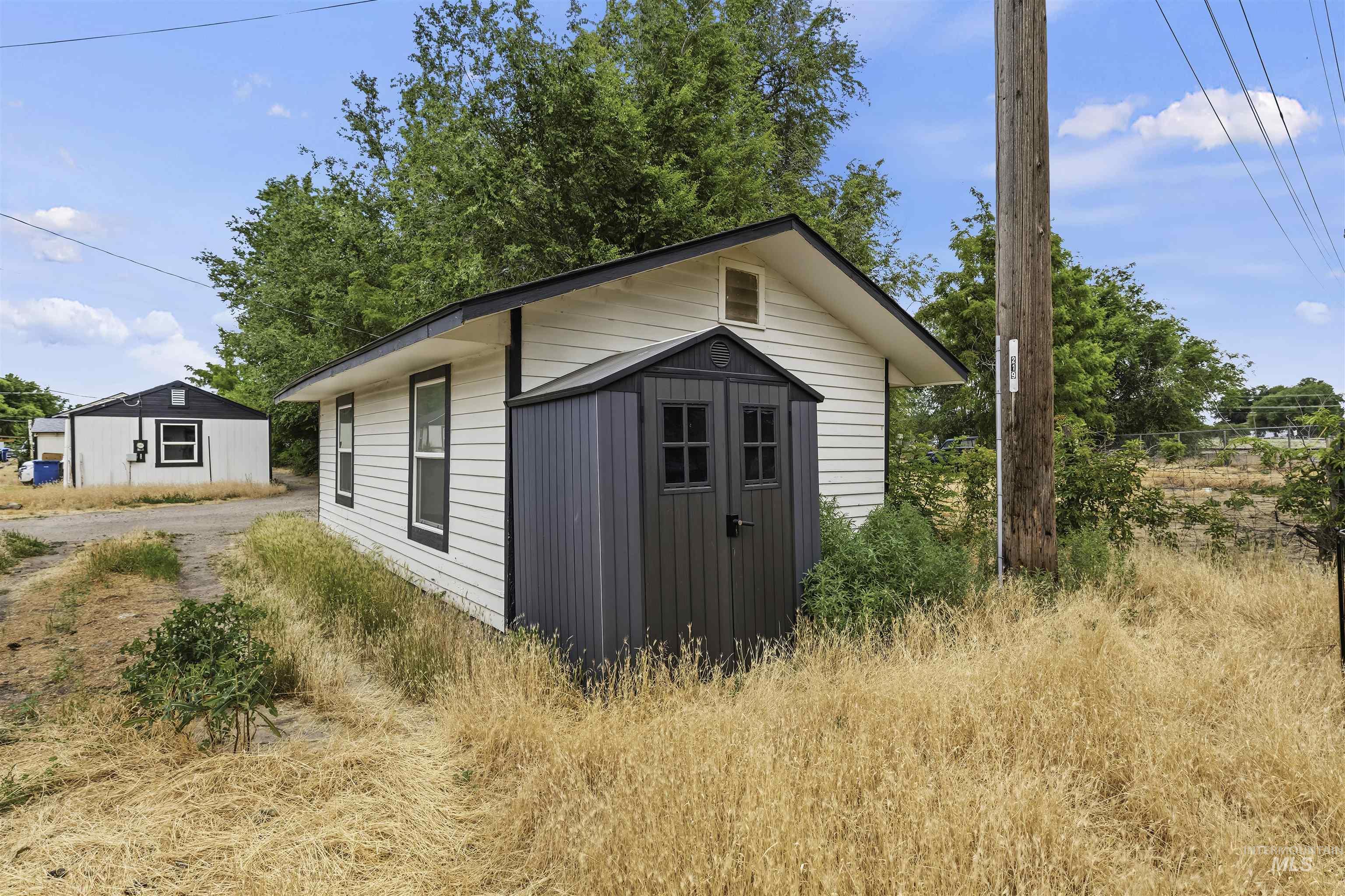 483 N 1st st, Nampa, Idaho 83651, 1 Bedroom, 1 Bathroom, Residential Income For Sale, Price $675,000,MLS 98991244