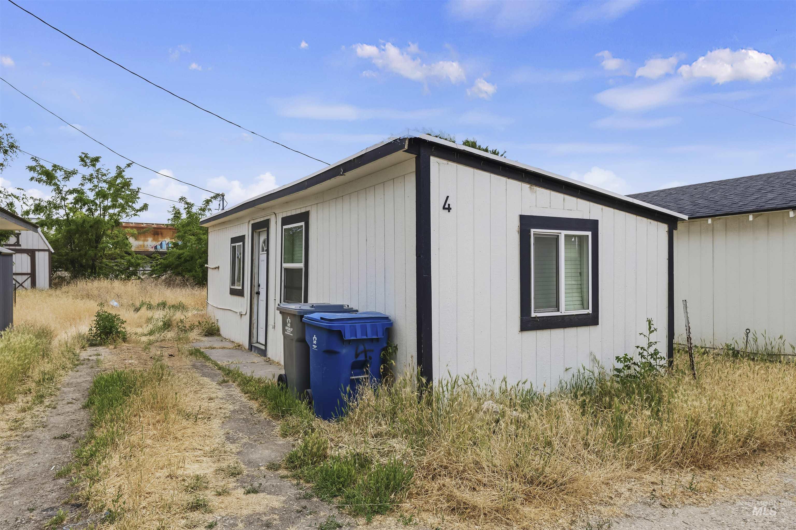 483 N 1st st, Nampa, Idaho 83651, 1 Bedroom, 1 Bathroom, Residential Income For Sale, Price $675,000,MLS 98991244