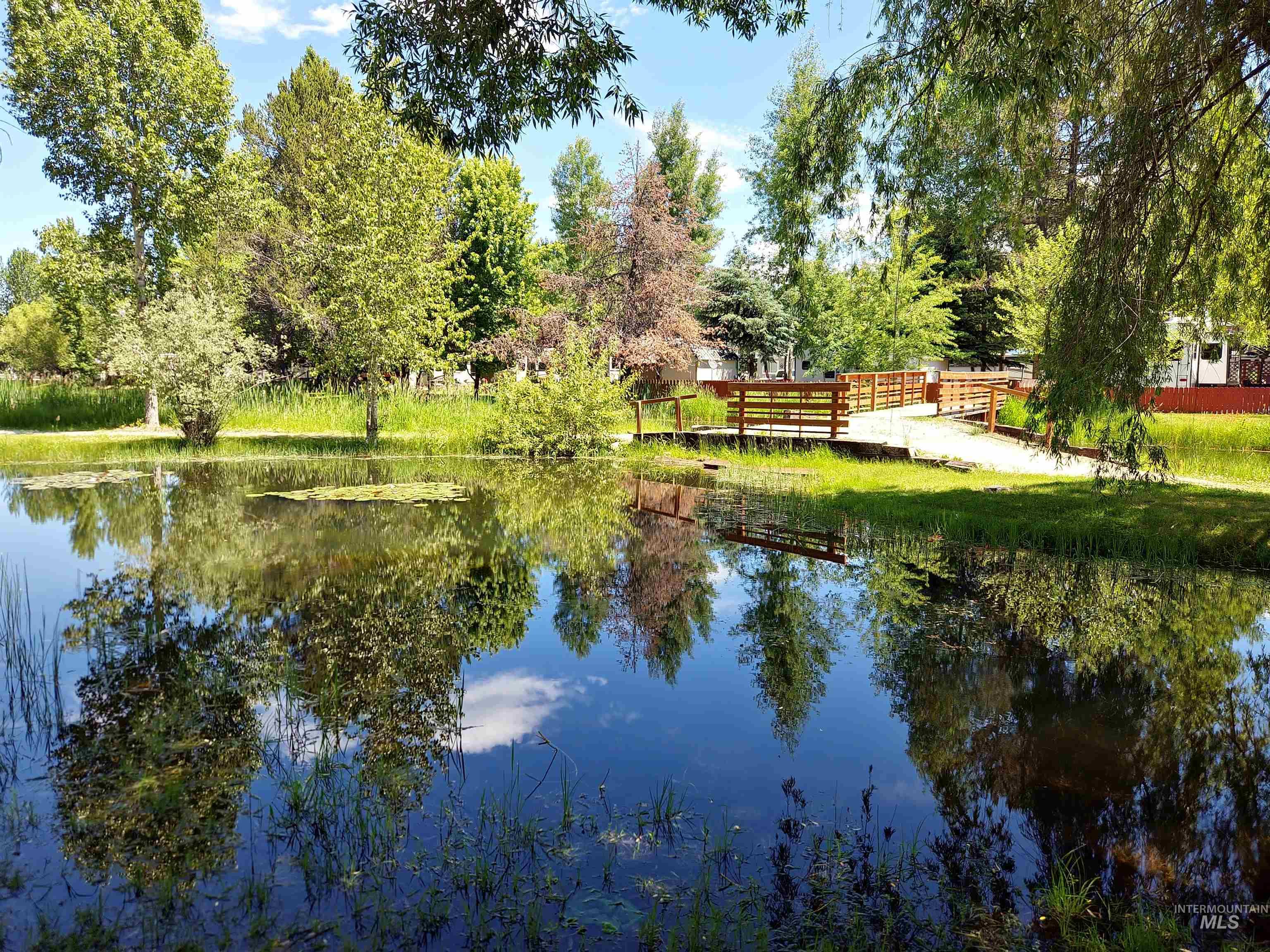 514 Sawyer St, Cascade, Idaho 83611, 2 Bedrooms, 1 Bathroom, Residential For Sale, Price $149,900, 98991262