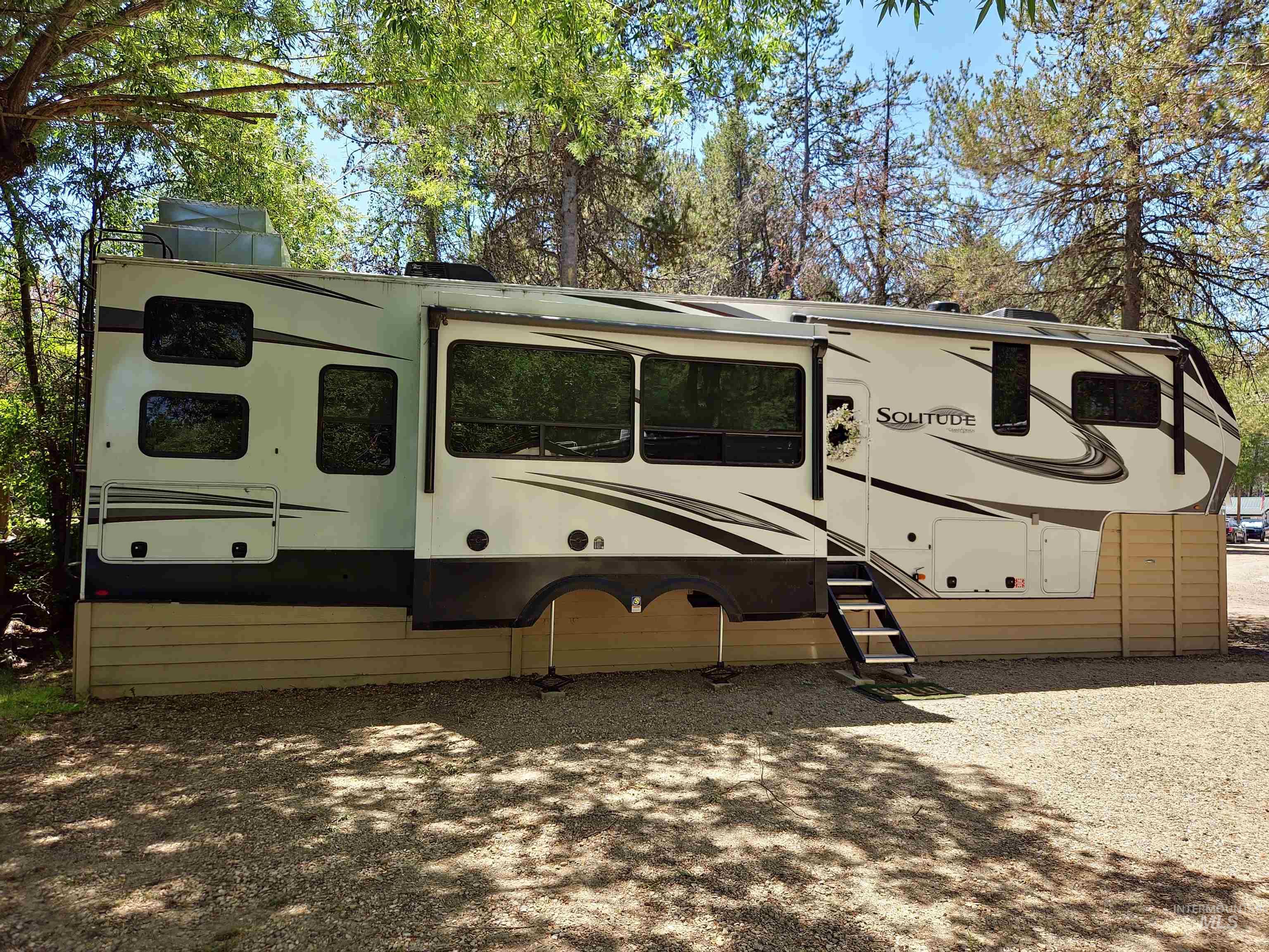 514 Sawyer St, Cascade, Idaho 83611, 2 Bedrooms, 1 Bathroom, Residential For Sale, Price $149,900, 98991262