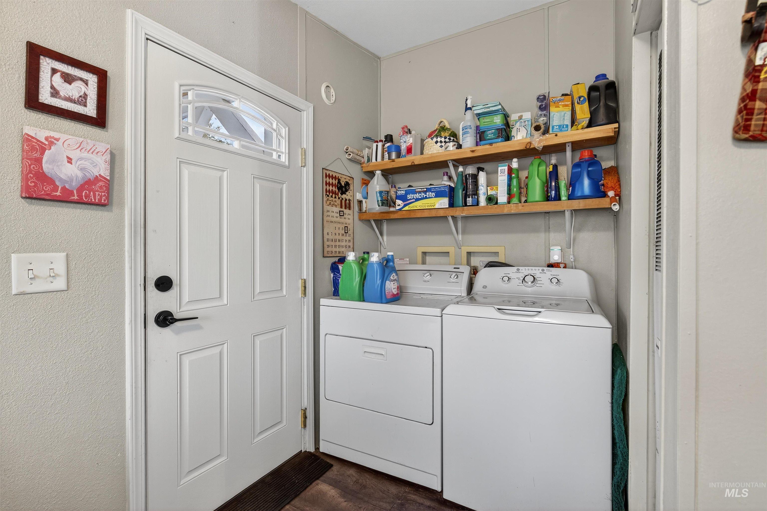 1042 Bridger Lane, Clarkston, Washington 99403, 3 Bedrooms, 2 Bathrooms, Residential For Sale, Price $355,000, 98991269