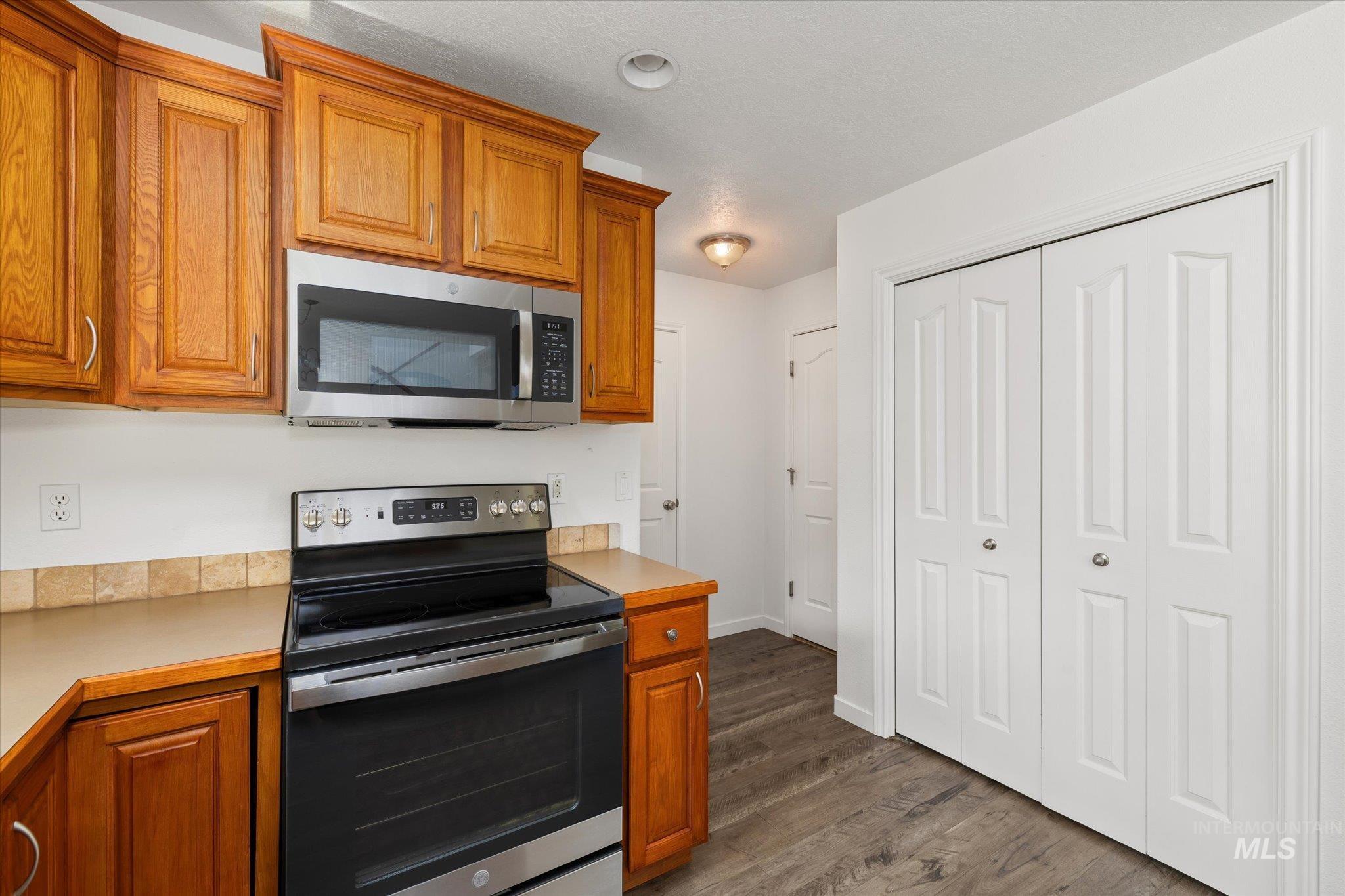 4401 E Burgundy Dr, Nampa, Idaho 83686, 3 Bedrooms, 2.5 Bathrooms, Residential For Sale, Price $440,000,MLS 98991275