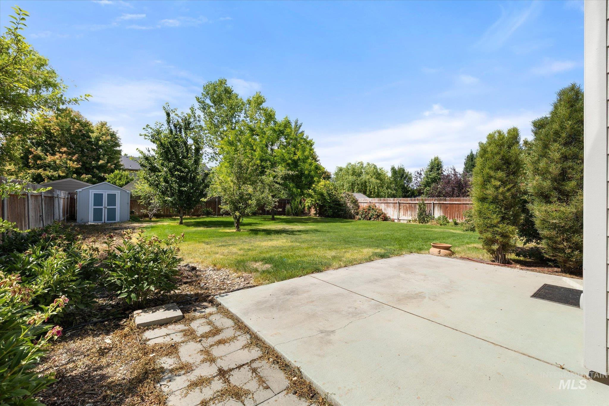 4401 E Burgundy Dr, Nampa, Idaho 83686, 3 Bedrooms, 2.5 Bathrooms, Residential For Sale, Price $440,000,MLS 98991275