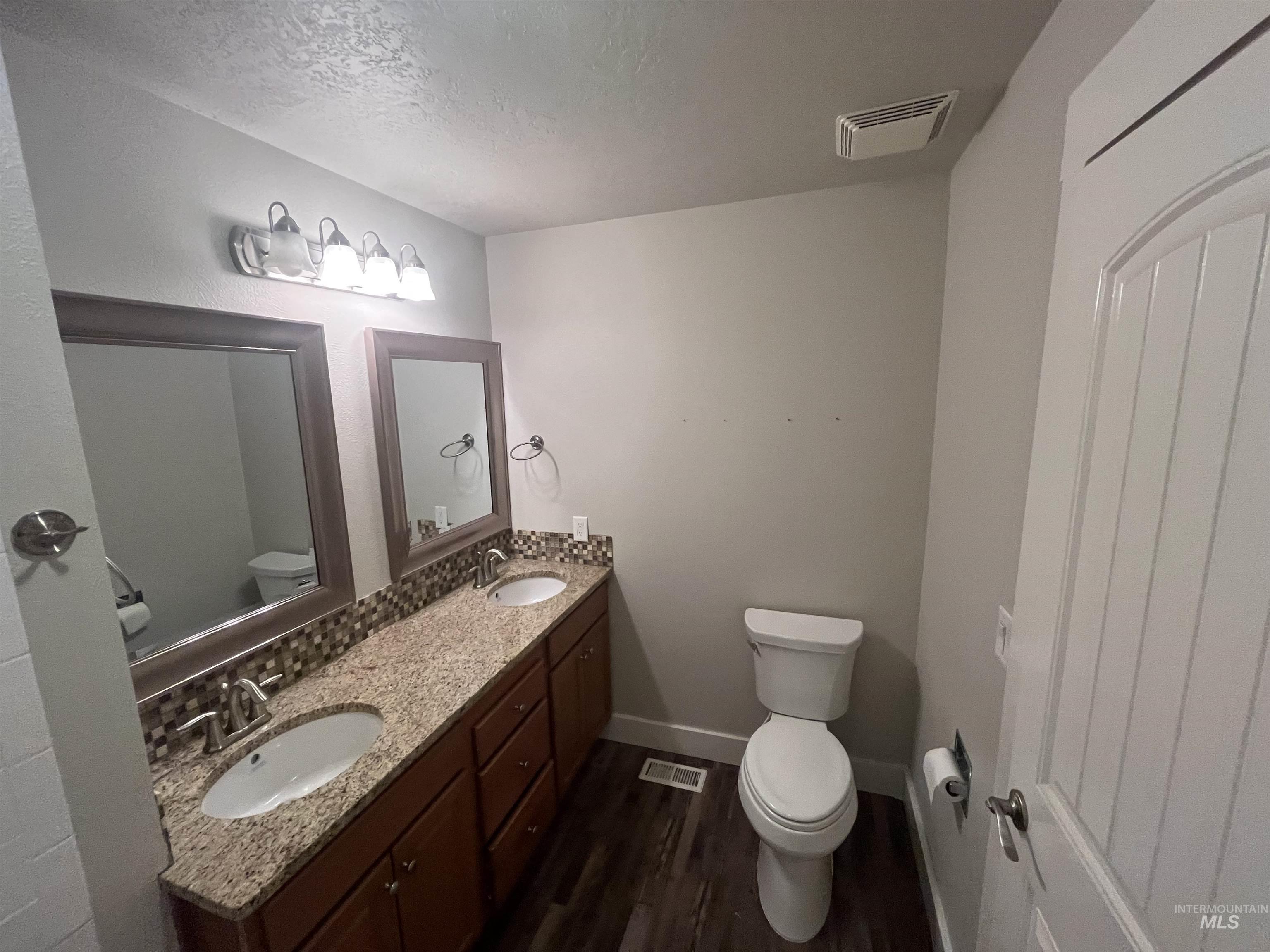 3001 Shamrock Ave, Nampa, Idaho 83686, 3 Bedrooms, 3.5 Bathrooms, Residential For Sale, Price $639,900,MLS 98991276
