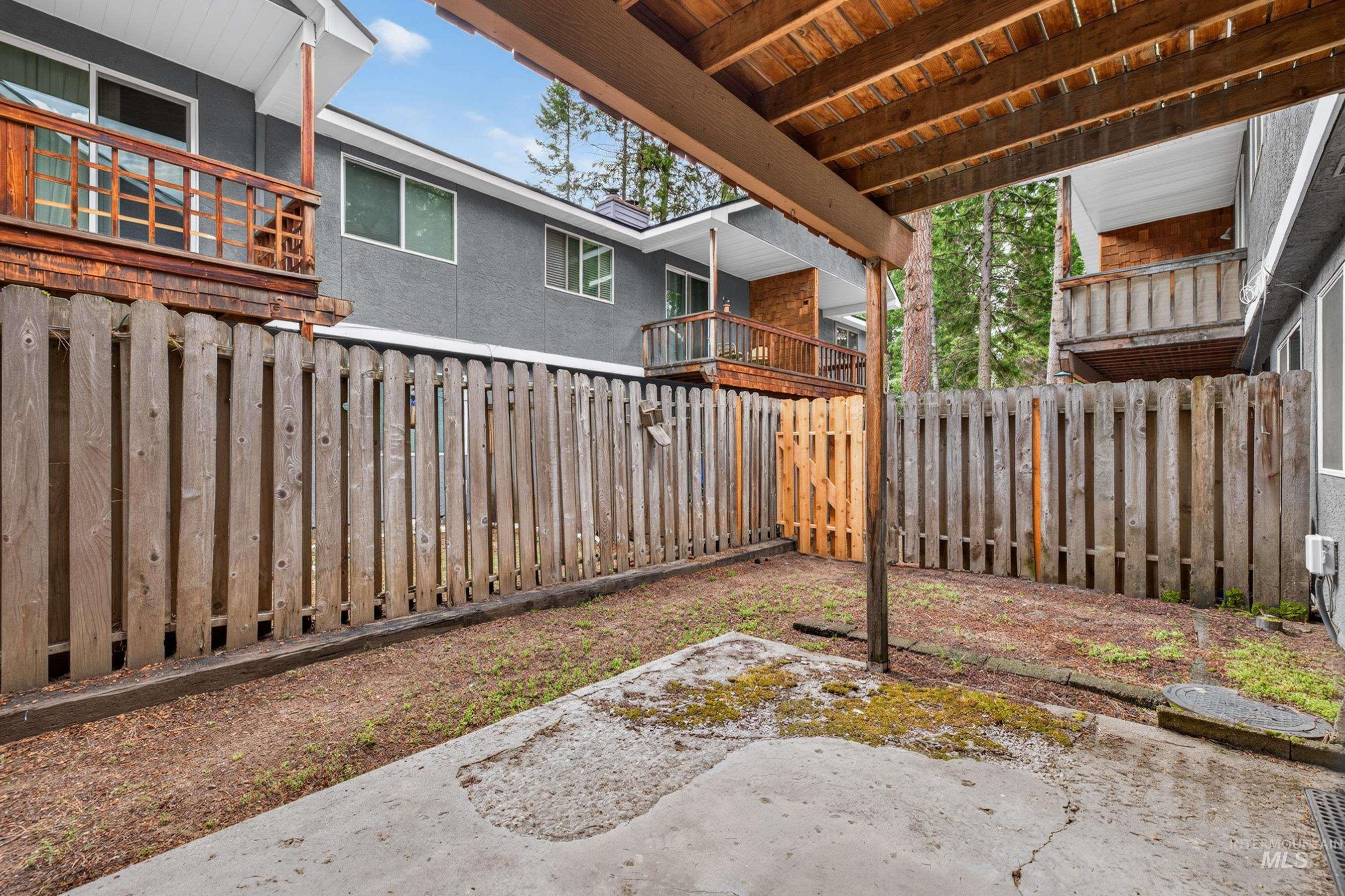 812 Carico Court, McCall, Idaho 83638, 3 Bedrooms, 1.5 Bathrooms, Residential For Sale, Price $440,000,MLS 98991277