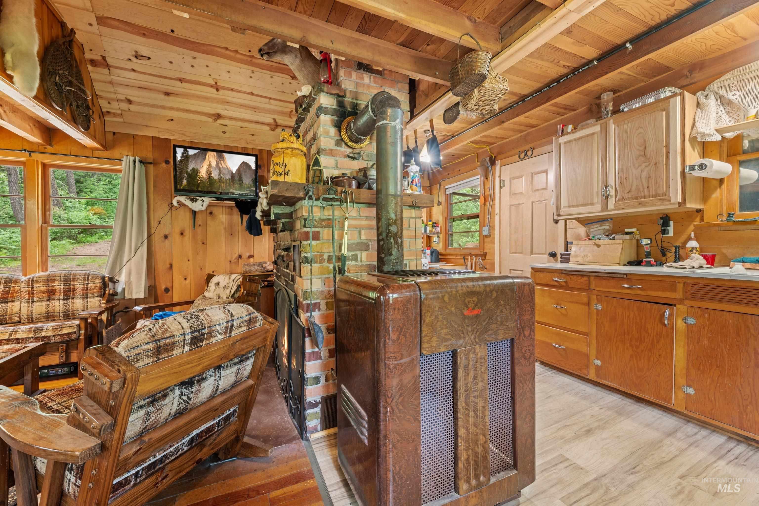 Lot 4 Williams Creek, Banks, Idaho 83602, 2 Bedrooms, 1 Bathroom, Residential For Sale, Price $175,000, 98991280