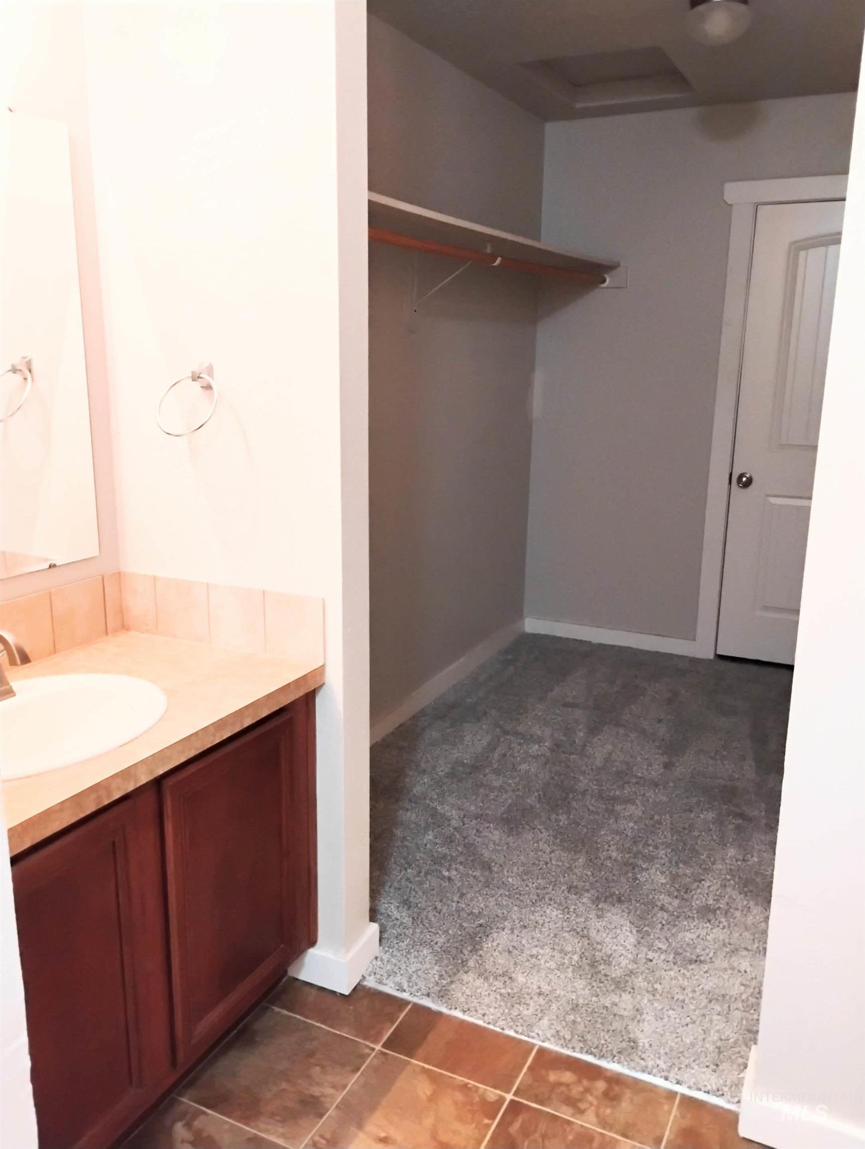 8856 W Candleston Ln, Boise, Idaho 83709, 2 Bedrooms, 2 Bathrooms, Residential For Sale, Price $295,000,MLS 98991283