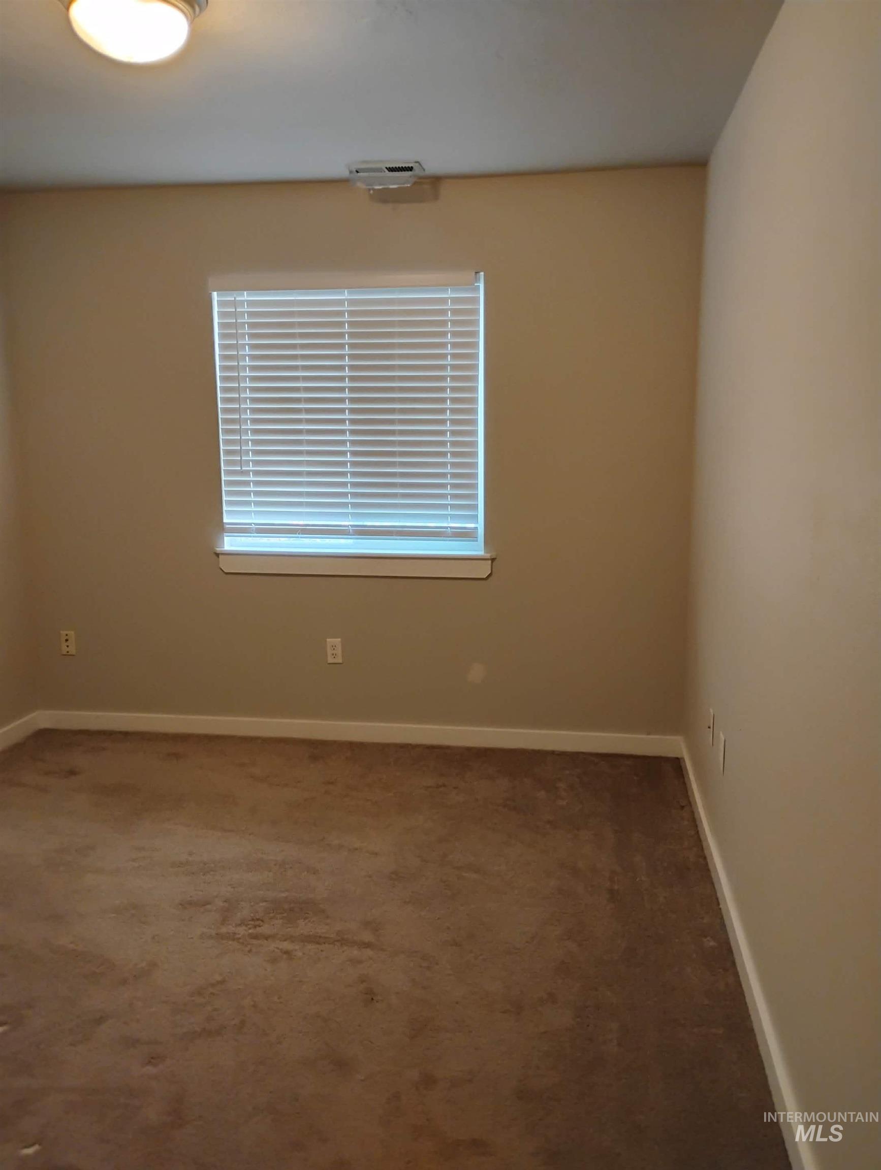 8856 W Candleston Ln, Boise, Idaho 83709, 2 Bedrooms, 2 Bathrooms, Residential For Sale, Price $295,000,MLS 98991283
