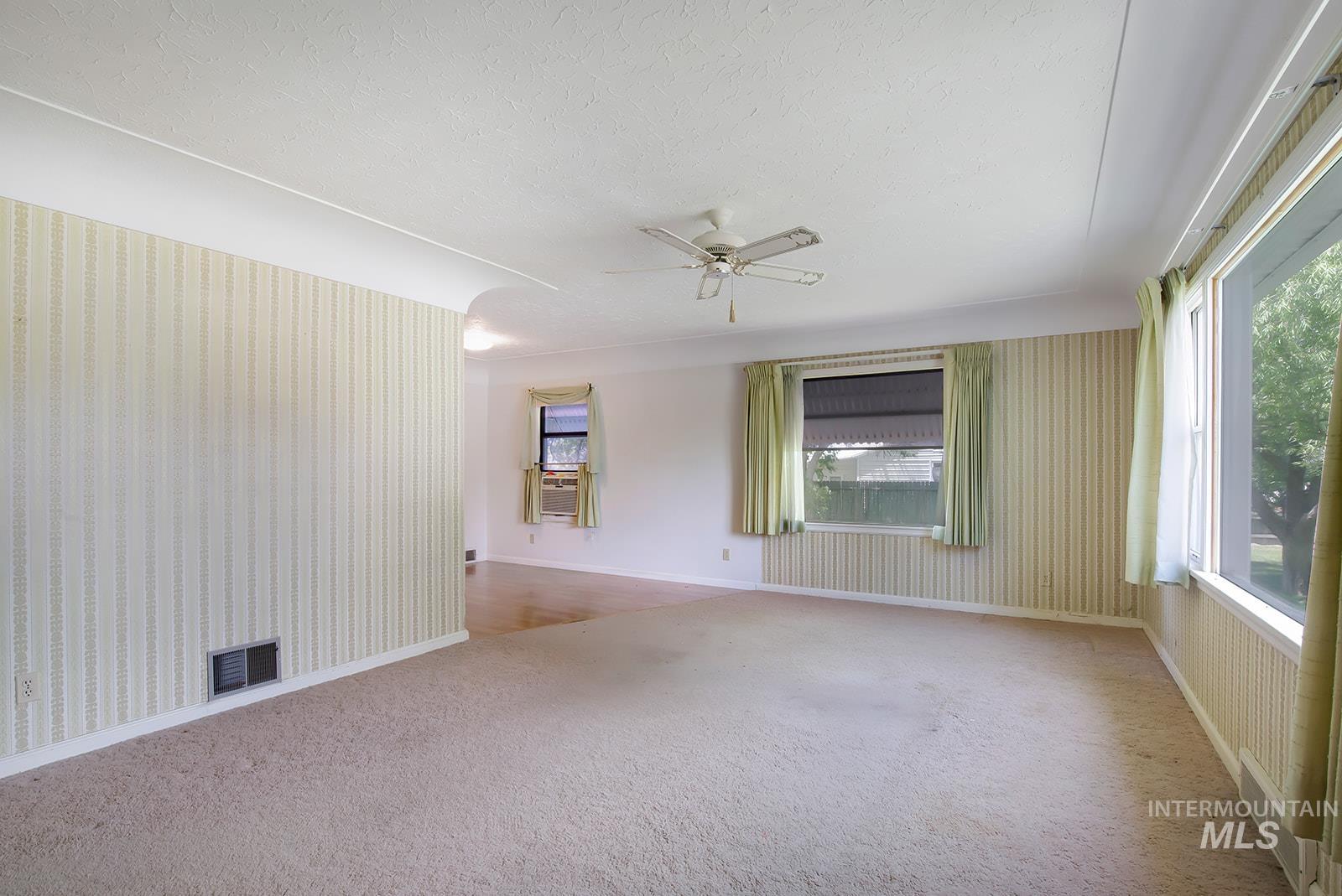 367 E Avenue C, Wendell, Idaho 83355, 3 Bedrooms, 1 Bathroom, Residential For Sale, Price $349,000,MLS 98991285