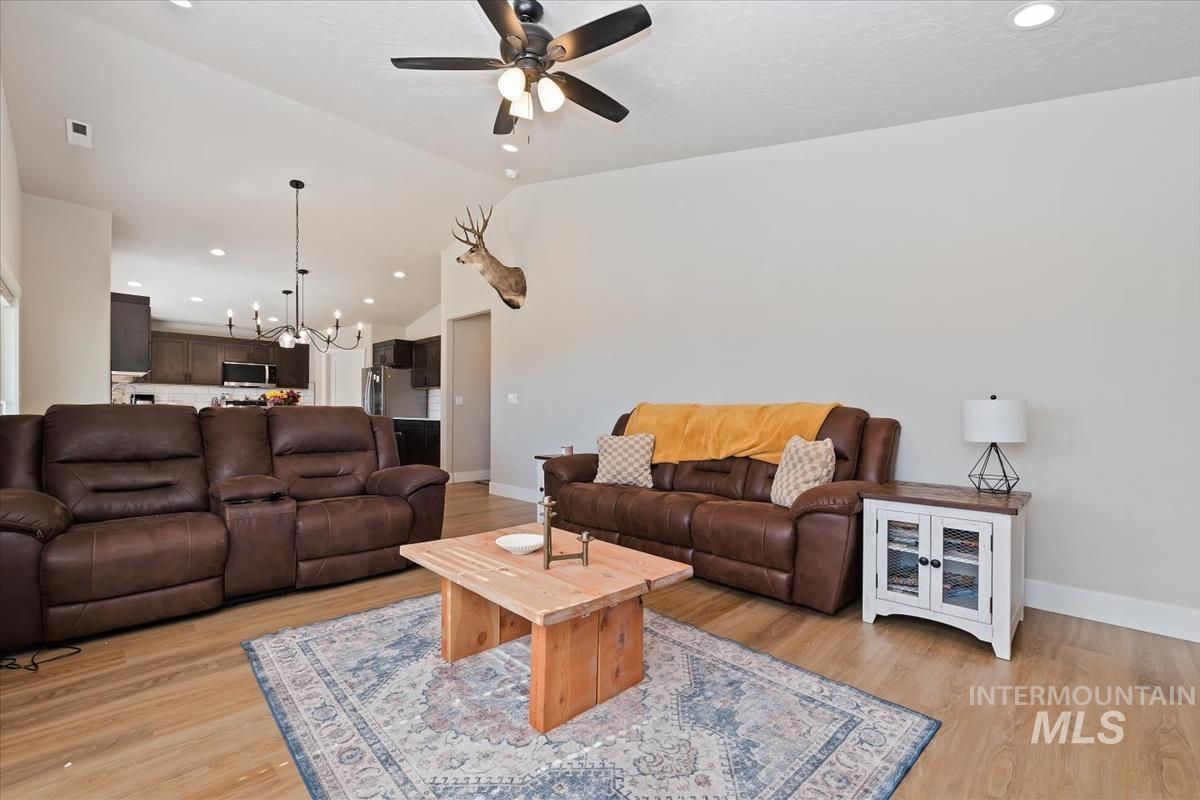 2402 Day Dr, Fruitland, Idaho 83619, 3 Bedrooms, 2 Bathrooms, Residential For Sale, Price $435,000,MLS 98991291