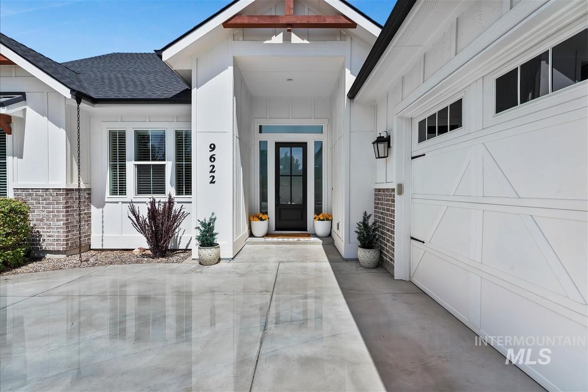 9622 W Sparks Lake Ct, Boise, Idaho 83714, 3 Bedrooms, 2 Bathrooms, Residential For Sale, Price $1,099,000, 98991293
