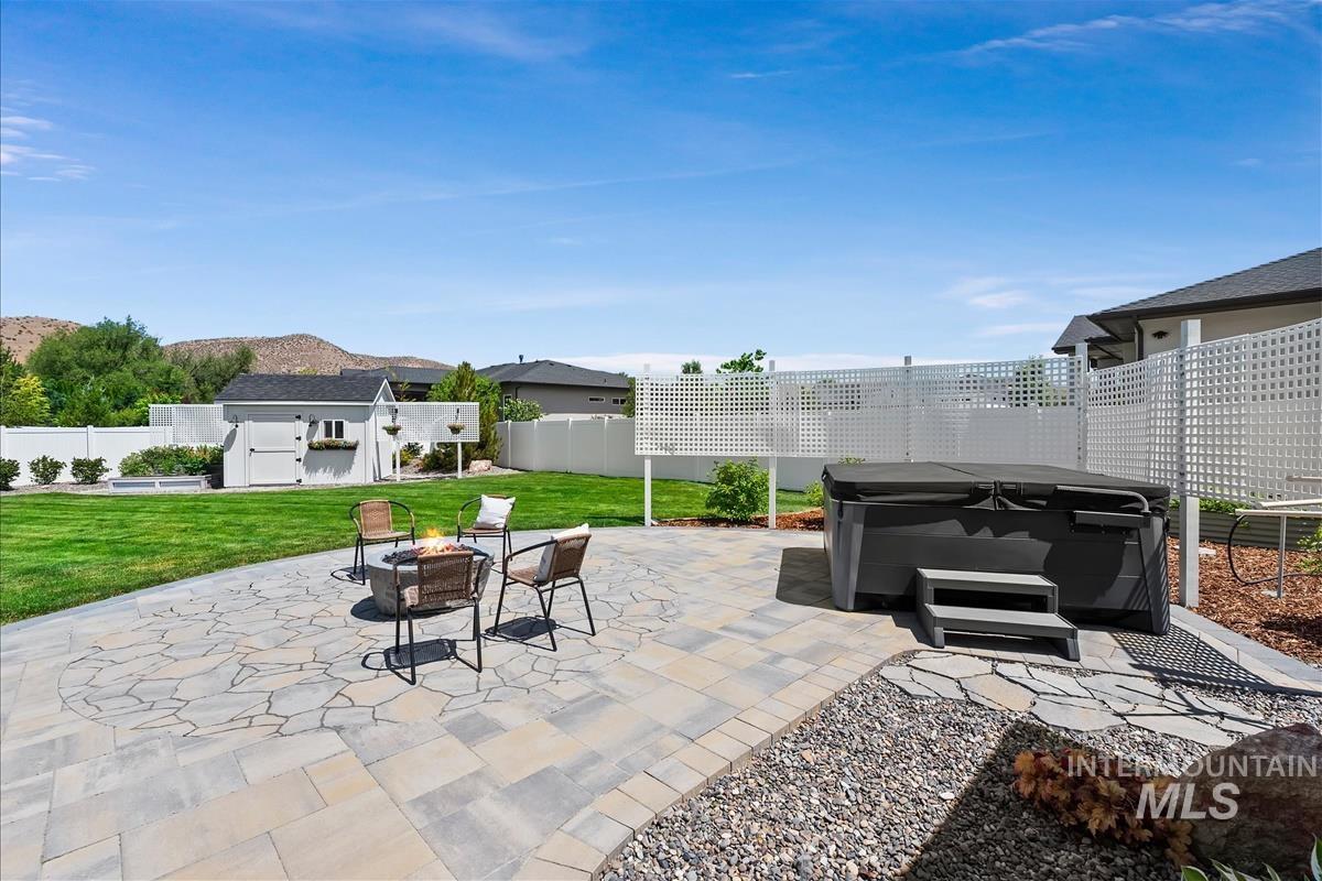 9622 W Sparks Lake Ct, Boise, Idaho 83714, 3 Bedrooms, 2 Bathrooms, Residential For Sale, Price $1,099,000, 98991293