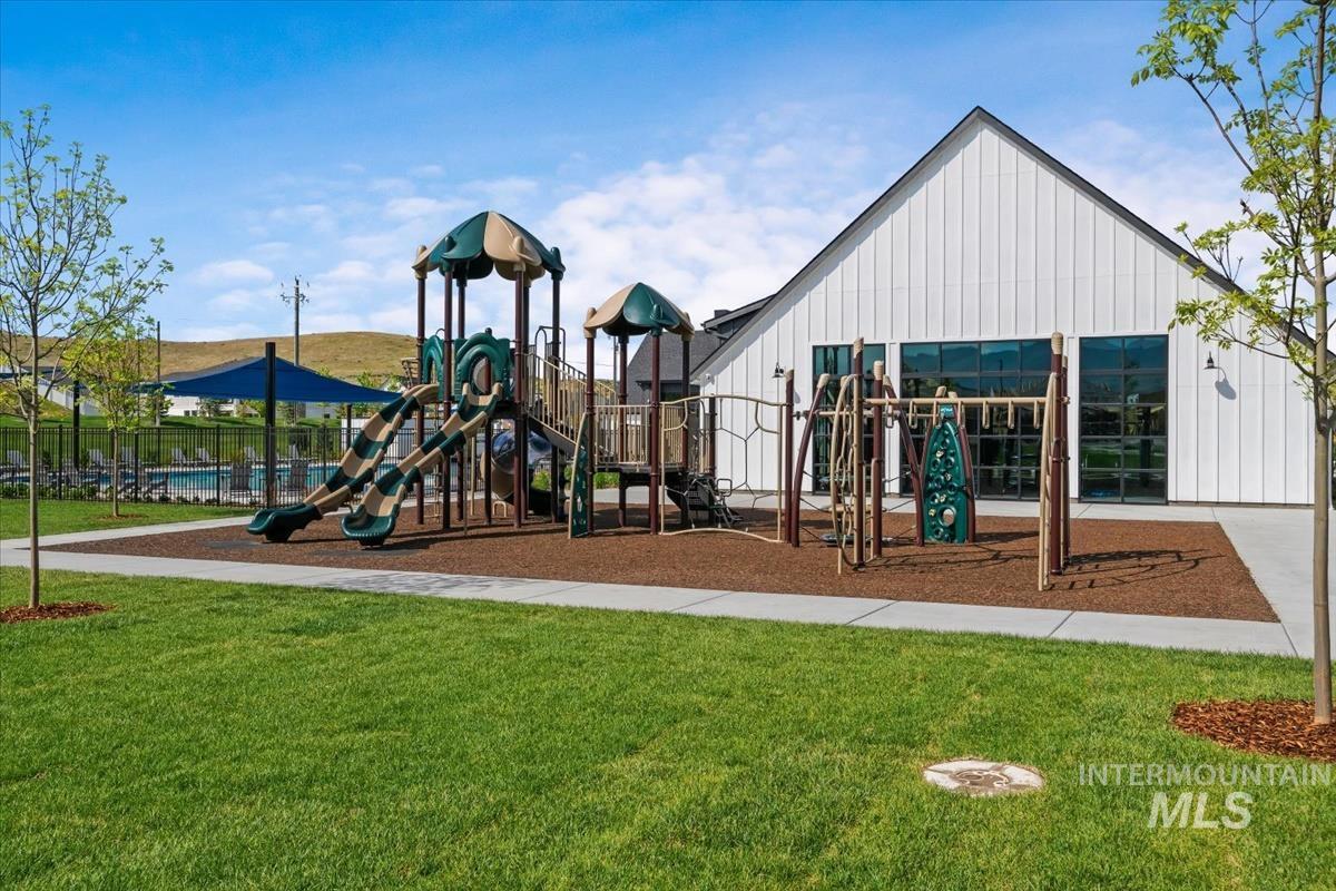 9622 W Sparks Lake Ct, Boise, Idaho 83714, 3 Bedrooms, 2 Bathrooms, Residential For Sale, Price $1,099,000, 98991293