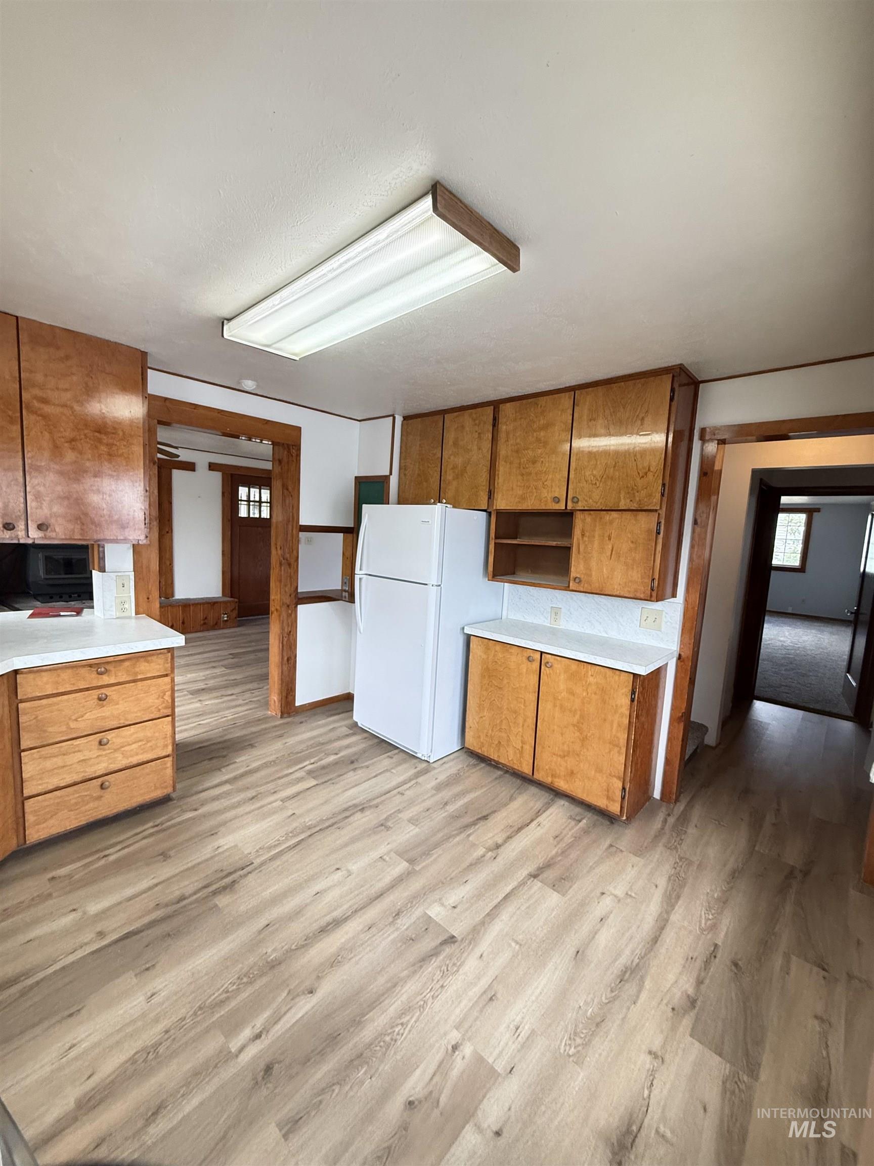 1018 S Eisenhower St, Jerome, Idaho 83338, 4 Bedrooms, 2 Bathrooms, Residential For Sale, Price $279,900,MLS 98991294