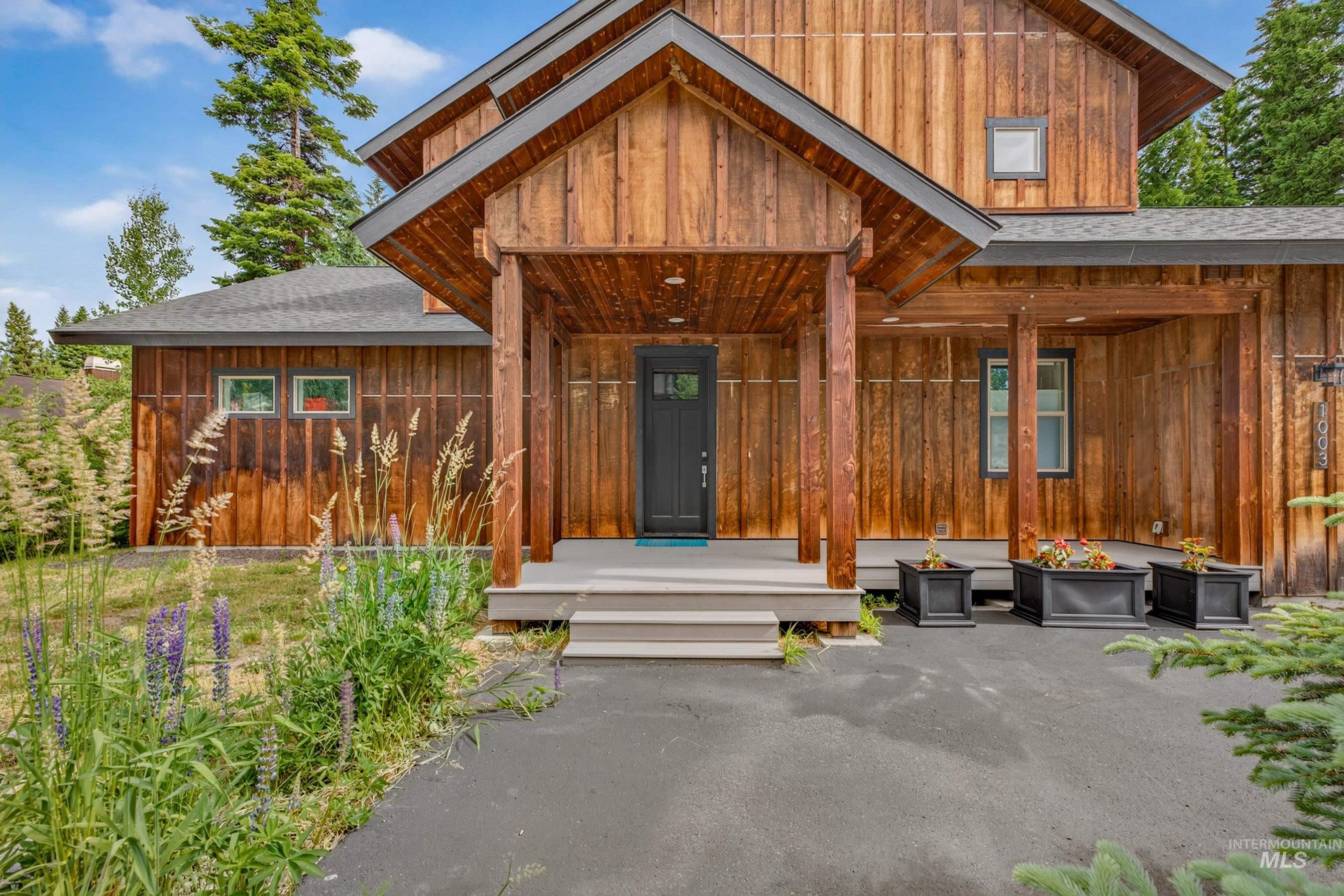 1003 Violet Way, McCall, Idaho 83638, 3 Bedrooms, 3 Bathrooms, Residential For Sale, Price $1,250,000, 98991295