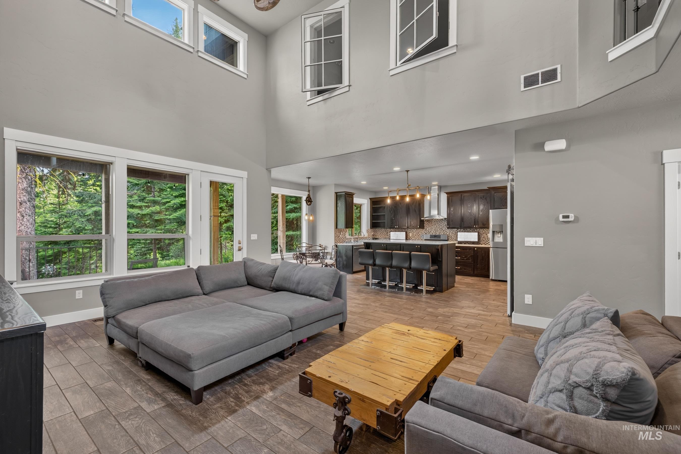 1003 Violet Way, McCall, Idaho 83638, 3 Bedrooms, 3 Bathrooms, Residential For Sale, Price $1,250,000, 98991295