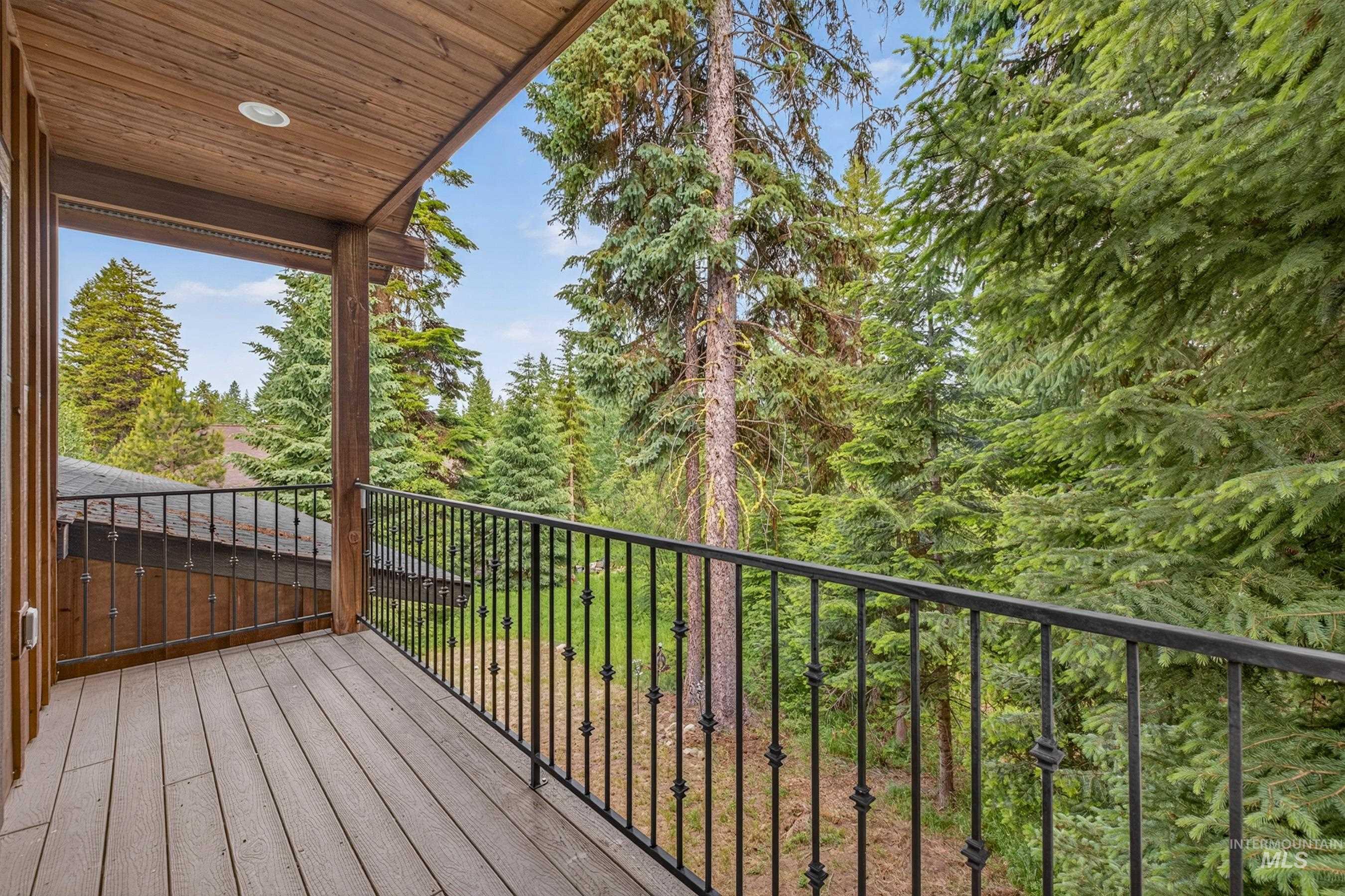 1003 Violet Way, McCall, Idaho 83638, 3 Bedrooms, 3 Bathrooms, Residential For Sale, Price $1,250,000, 98991295