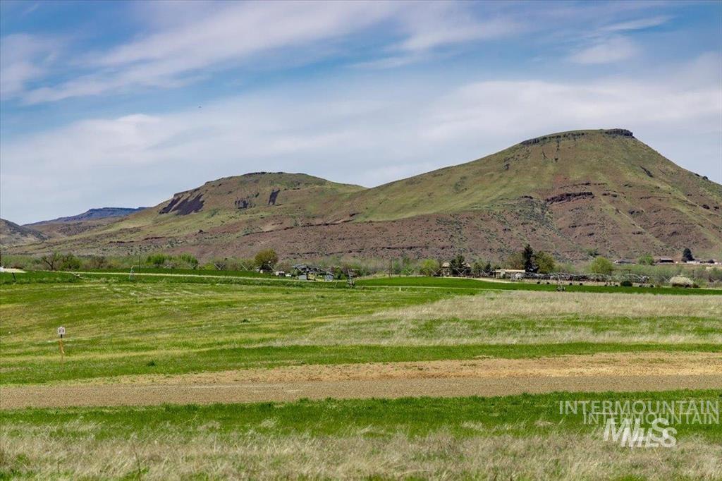TBD #2 Jake Lane, Emmett, Idaho 83617, 4 Bedrooms, 2.5 Bathrooms, Residential For Sale, Price $1,195,000, 98991298