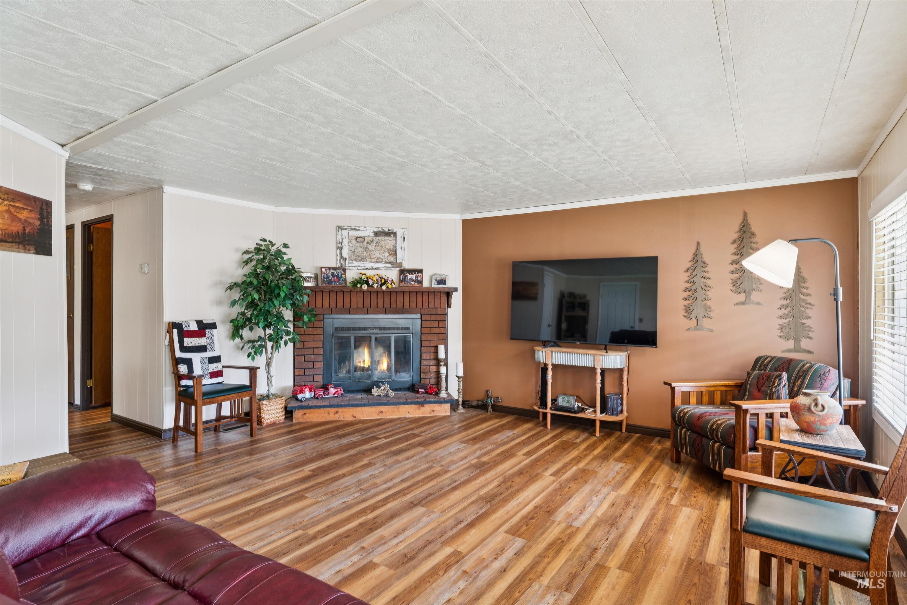 140 N Rainbow Dr, Boise, Idaho 83713, 2 Bedrooms, 2 Bathrooms, Residential For Sale, Price $117,000, 98991299