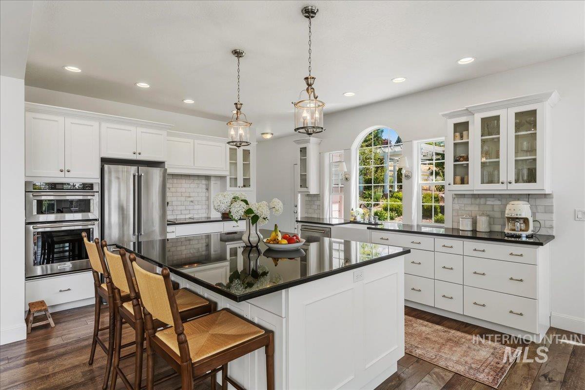 4782 N Echo Summit Way, Star, Idaho 83699, 4 Bedrooms, 3.5 Bathrooms, Residential For Sale, Price $1,250,000, 98991304