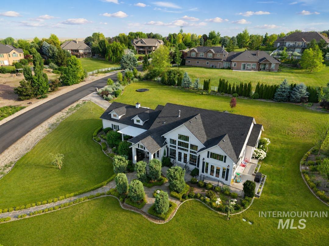 4782 N Echo Summit Way, Star, Idaho 83699, 4 Bedrooms, 3.5 Bathrooms, Residential For Sale, Price $1,125,500,MLS 98991304