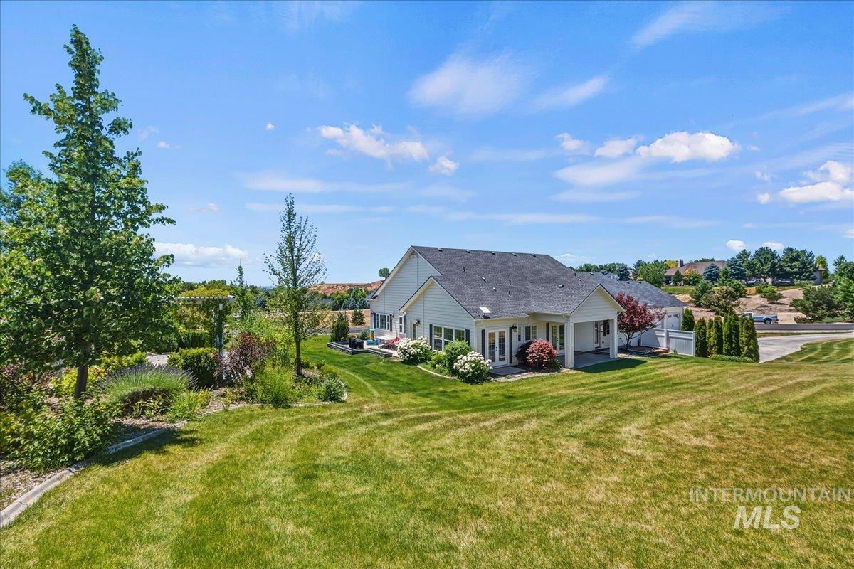 4782 N Echo Summit Way, Star, Idaho 83699, 4 Bedrooms, 3.5 Bathrooms, Residential For Sale, Price $1,250,000, 98991304