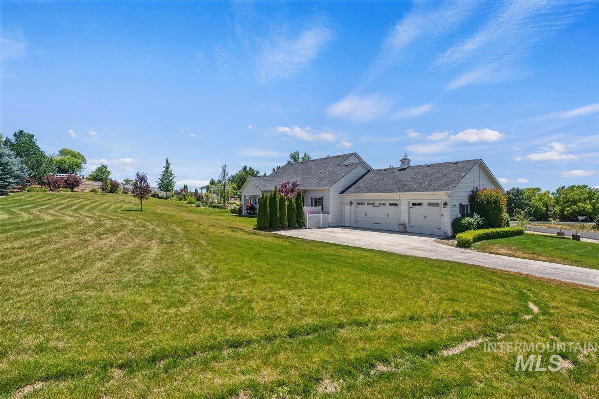 4782 N Echo Summit Way, Star, Idaho 83699, 4 Bedrooms, 3.5 Bathrooms, Residential For Sale, Price $1,250,000, 98991304