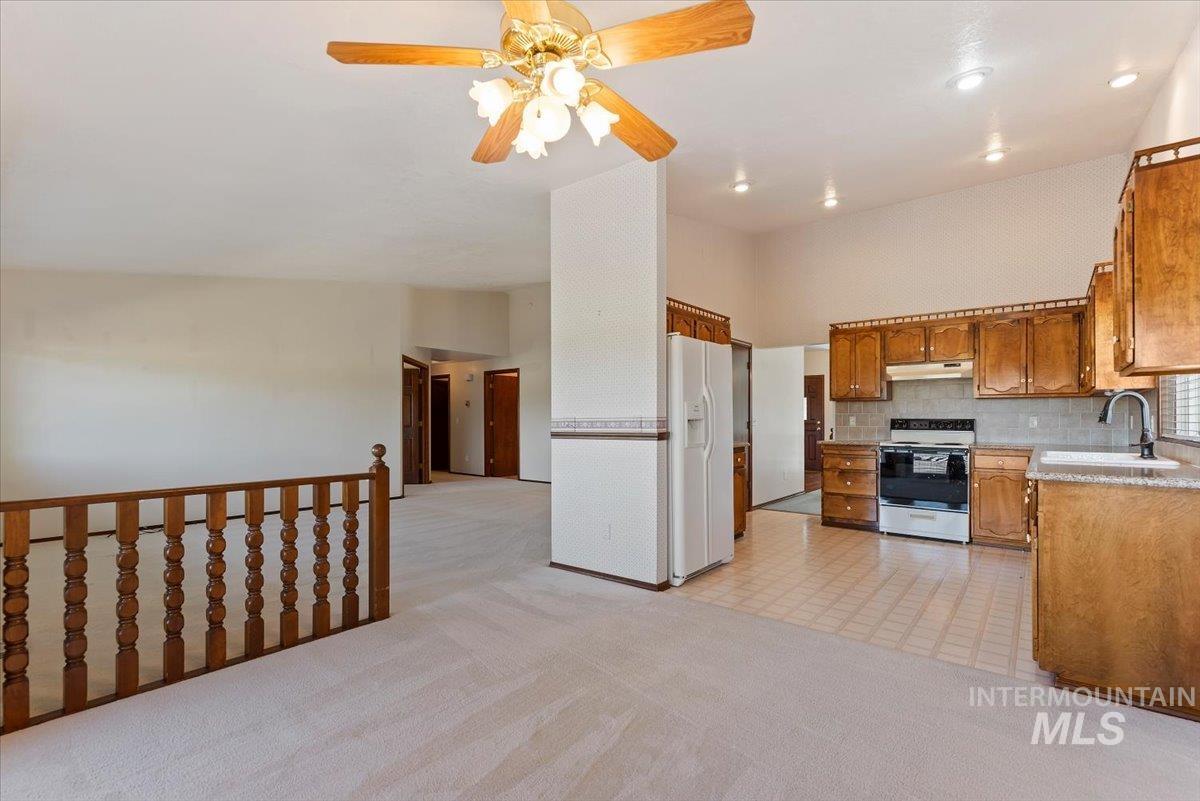 5651 N Crimson Way, Boise, Idaho 83703, 4 Bedrooms, 2 Bathrooms, Residential For Sale, Price $630,000,MLS 98991311