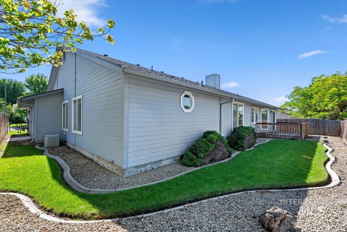5651 N Crimson Way, Boise, Idaho 83703, 4 Bedrooms, 2 Bathrooms, Residential For Sale, Price $630,000,MLS 98991311
