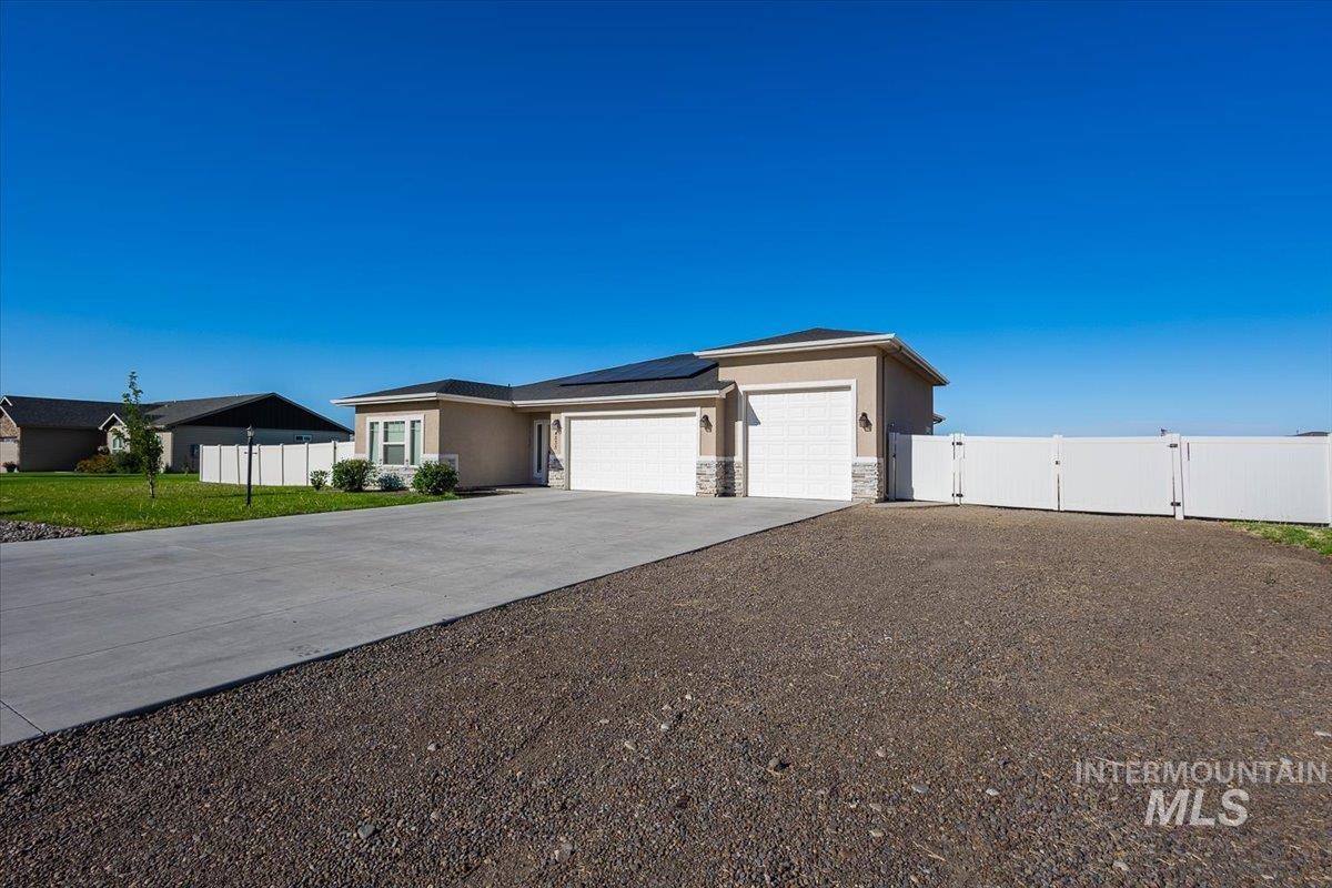 4535 Purple Sage Cir, Mountain Home, Idaho 83647, 3 Bedrooms, 2 Bathrooms, Residential For Sale, Price $599,900, 98991312