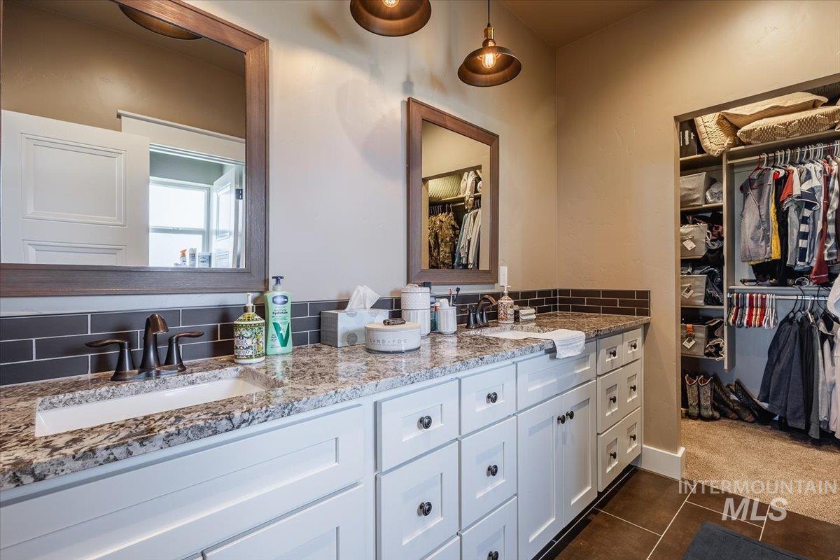 4535 Purple Sage Cir, Mountain Home, Idaho 83647, 3 Bedrooms, 2 Bathrooms, Residential For Sale, Price $599,900, 98991312