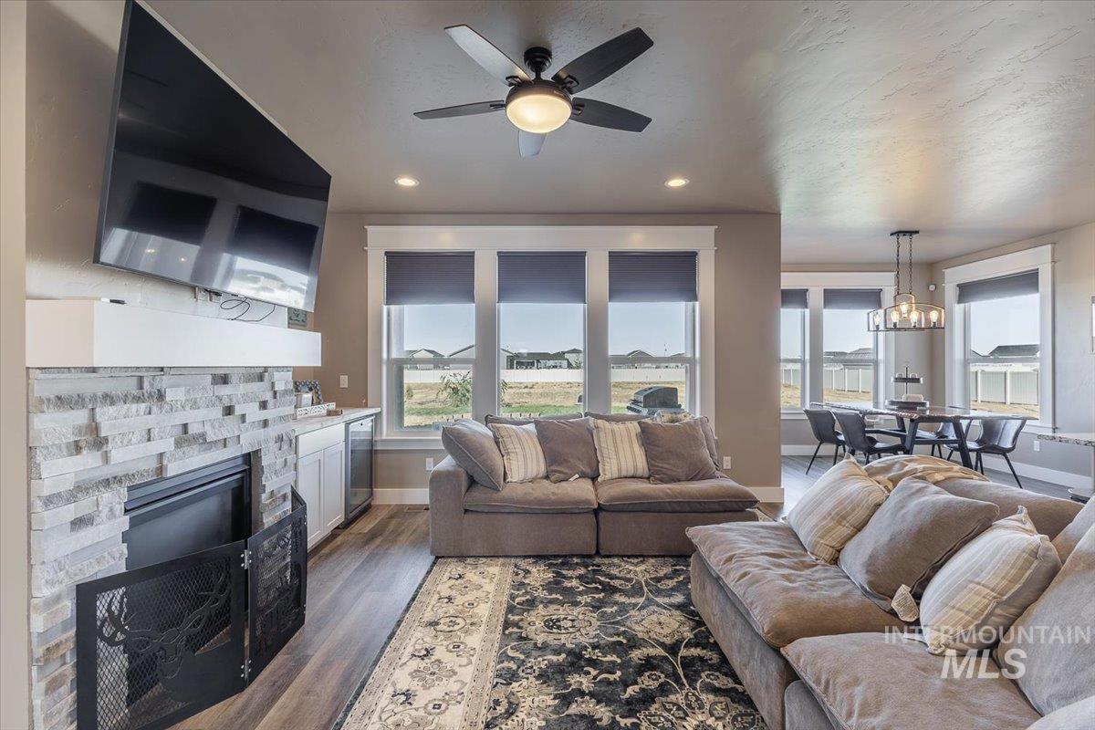 4535 Purple Sage Cir, Mountain Home, Idaho 83647, 3 Bedrooms, 2 Bathrooms, Residential For Sale, Price $599,900, 98991312
