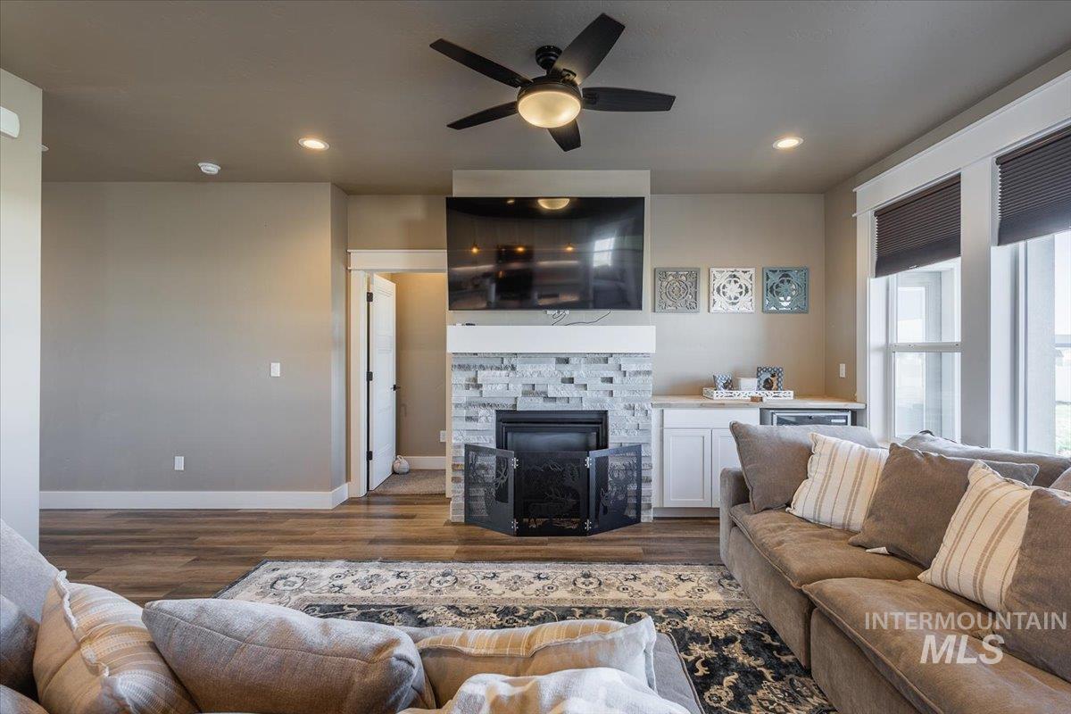 4535 Purple Sage Cir, Mountain Home, Idaho 83647, 3 Bedrooms, 2 Bathrooms, Residential For Sale, Price $599,900, 98991312