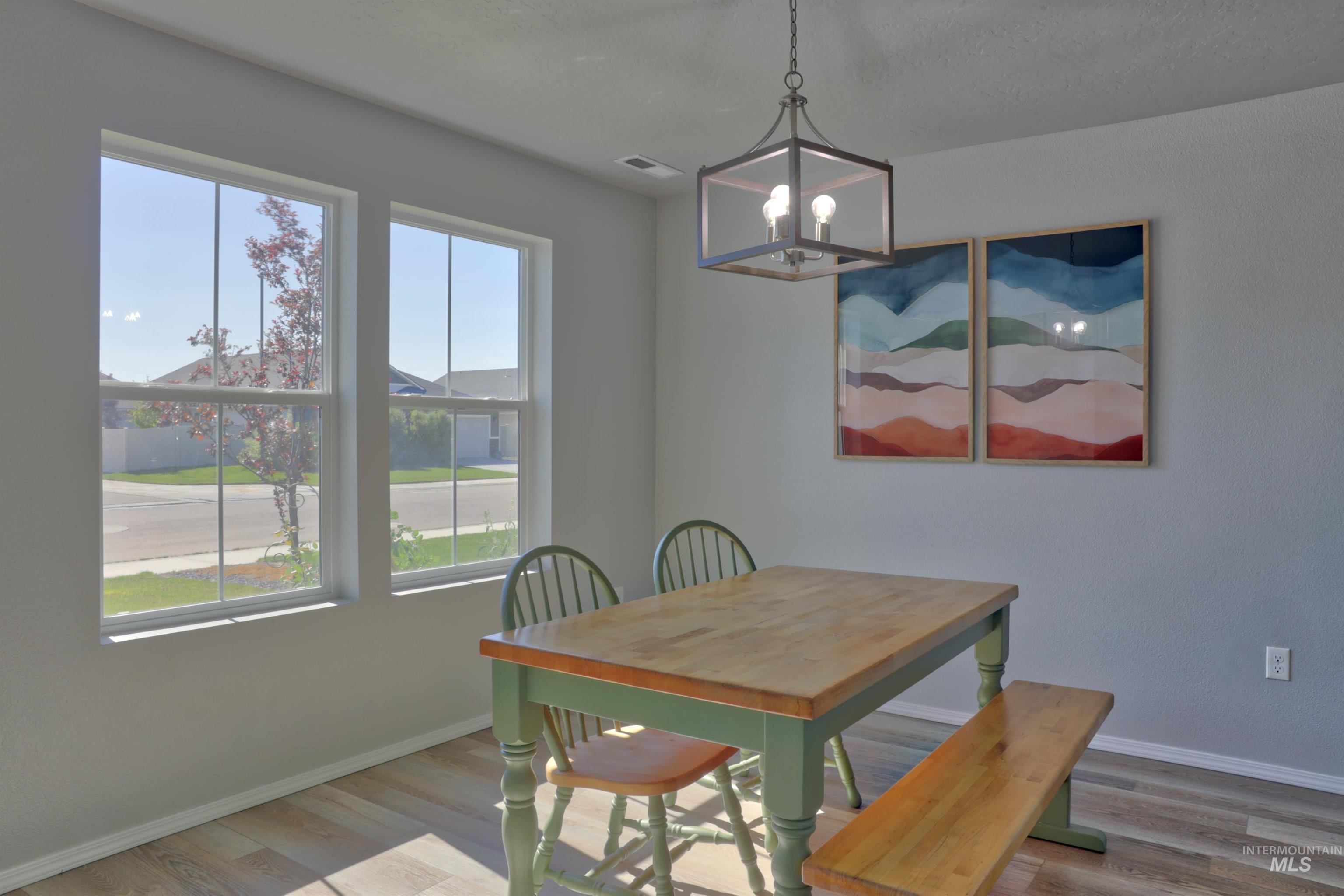19687 Nanticoke Ave, Caldwell, Idaho 83605, 3 Bedrooms, 2 Bathrooms, Residential For Sale, Price $399,000,MLS 98991314