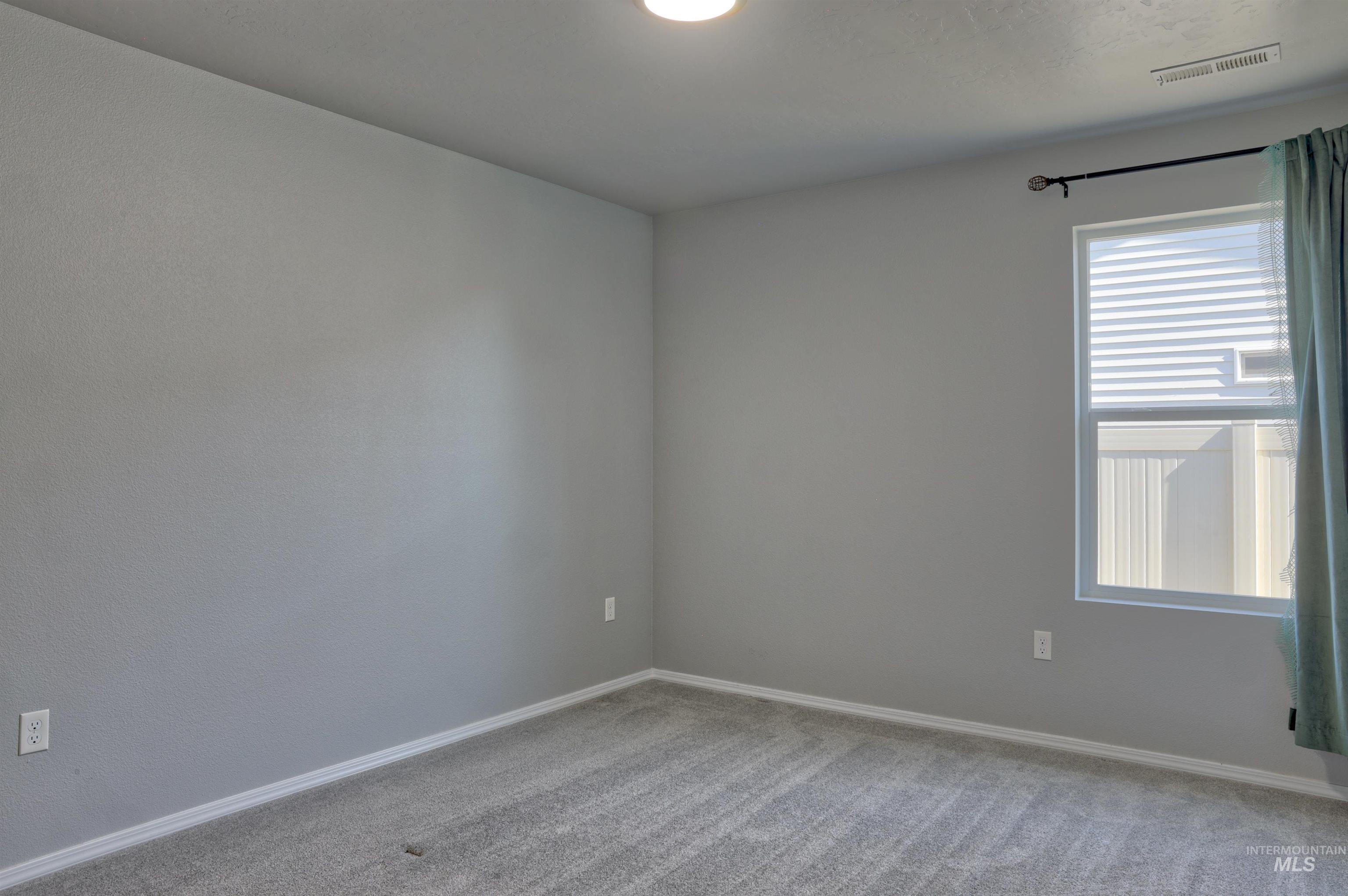19687 Nanticoke Ave, Caldwell, Idaho 83605, 3 Bedrooms, 2 Bathrooms, Residential For Sale, Price $399,000,MLS 98991314